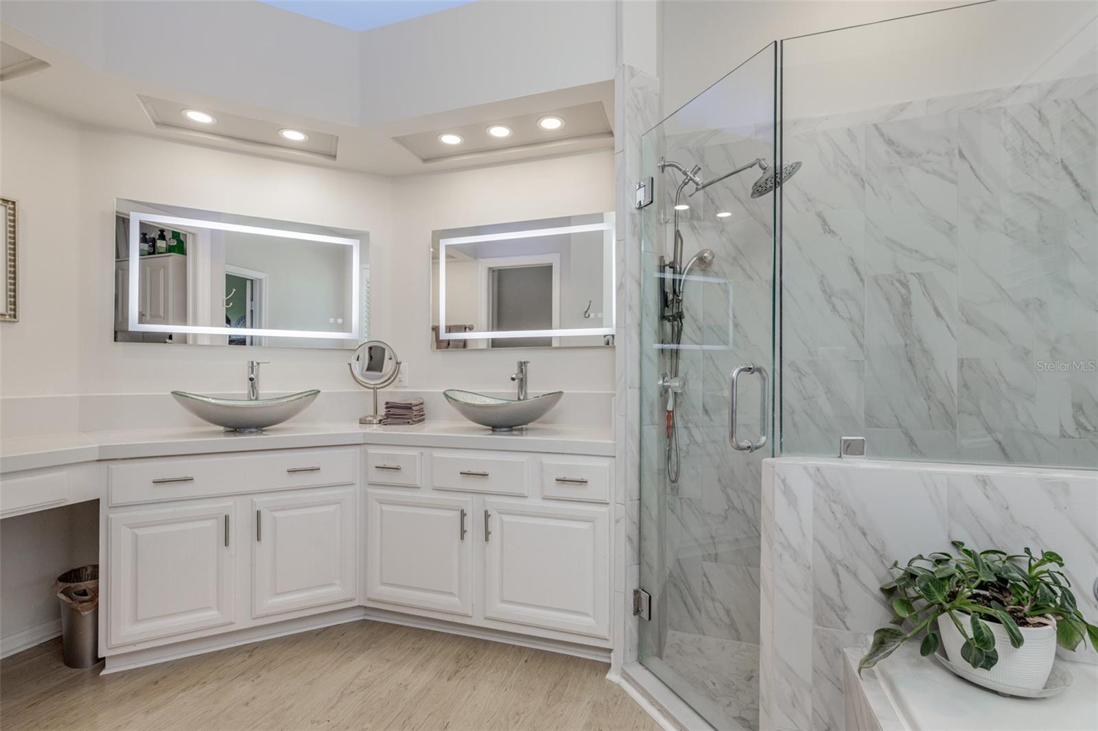 Image 17 of 35 For 4616 Maywood Way