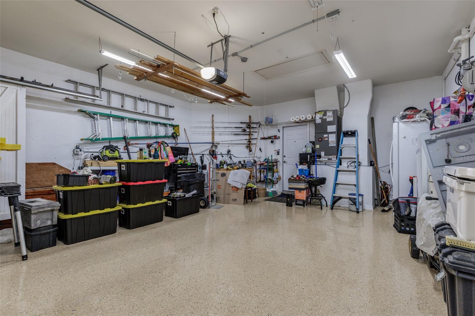 Image 23 of 35 For 4616 Maywood Way