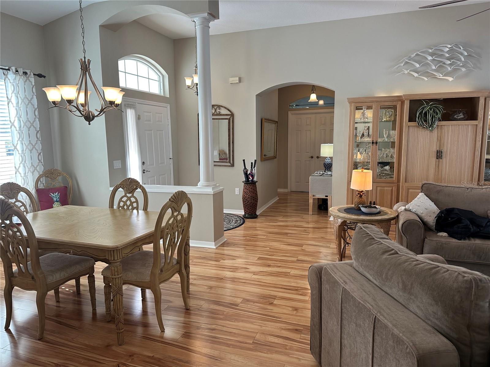 Image 8 of 35 For 4616 Maywood Way