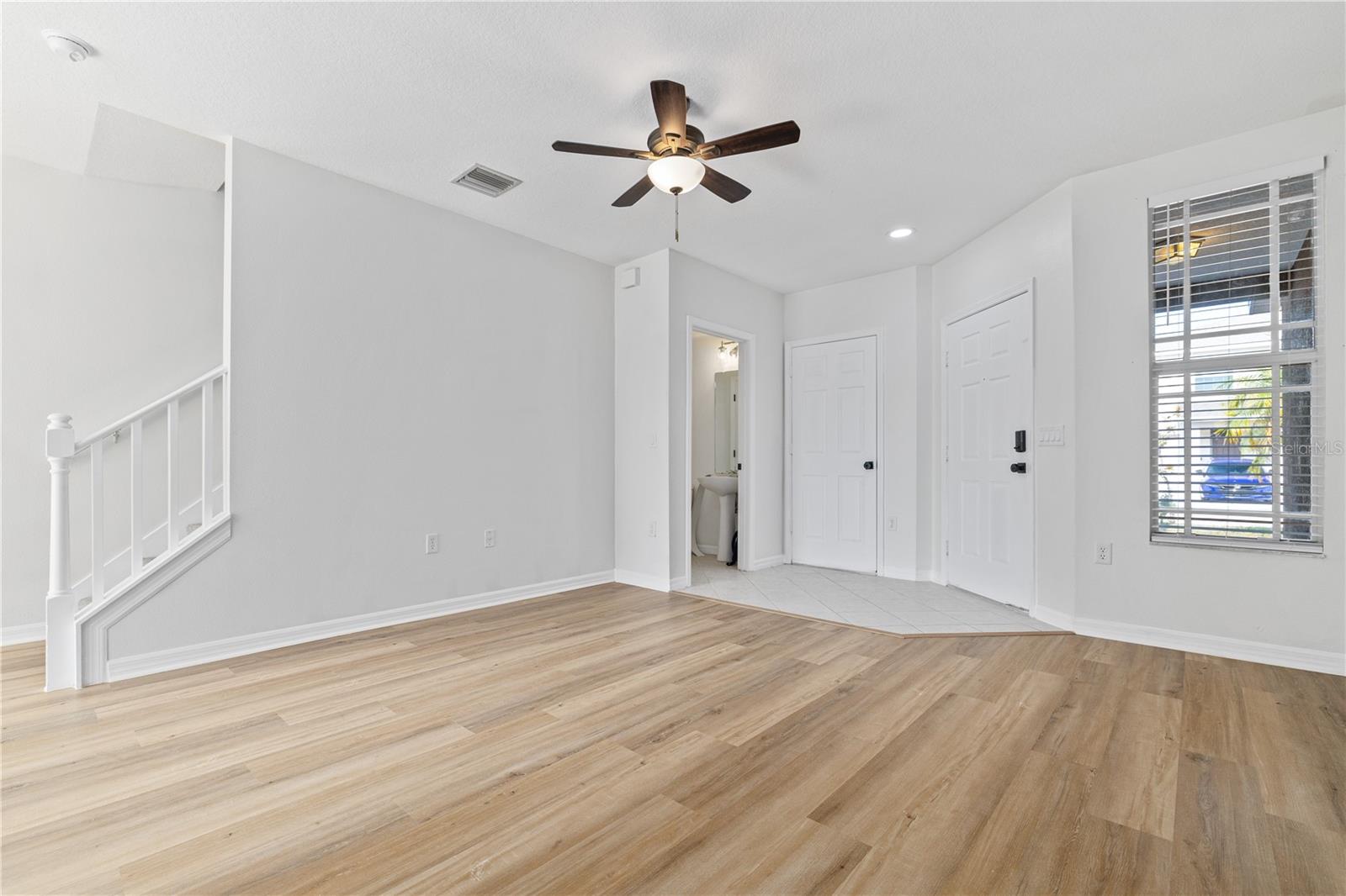 Image 10 of 23 For 525 Glenn Cross Drive