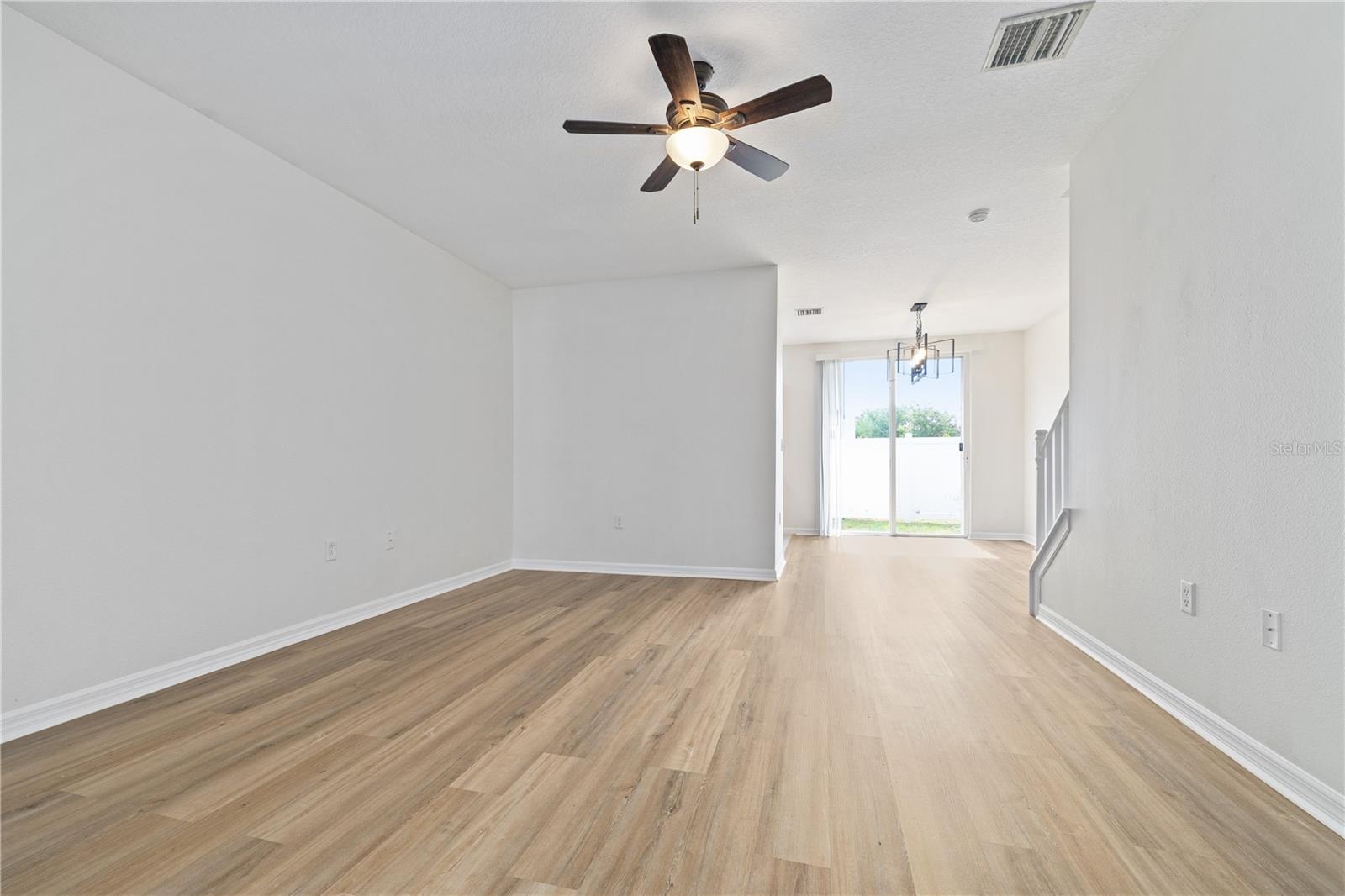 Image 8 of 23 For 525 Glenn Cross Drive