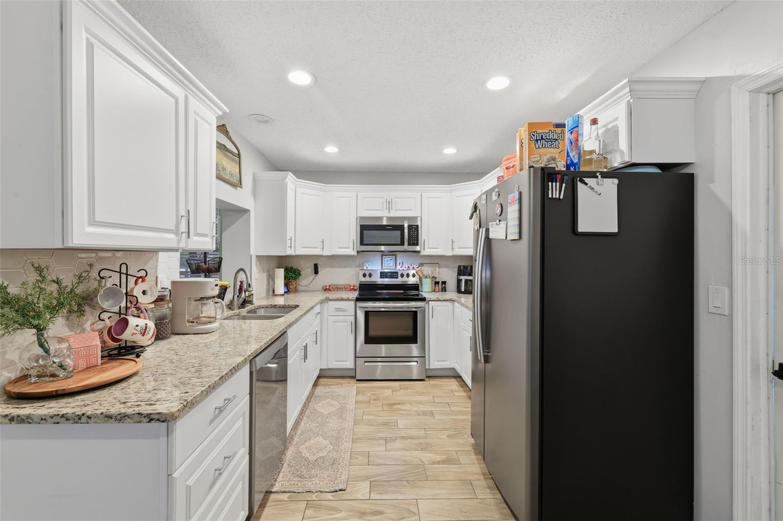 Image 12 of 36 For 8914 Woodmill Drive