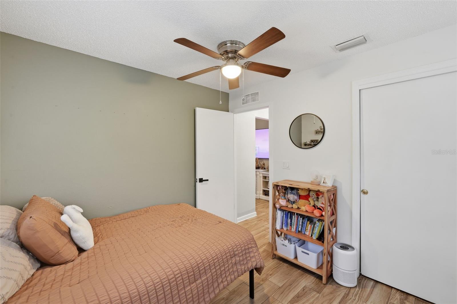 Image 25 of 36 For 8914 Woodmill Drive