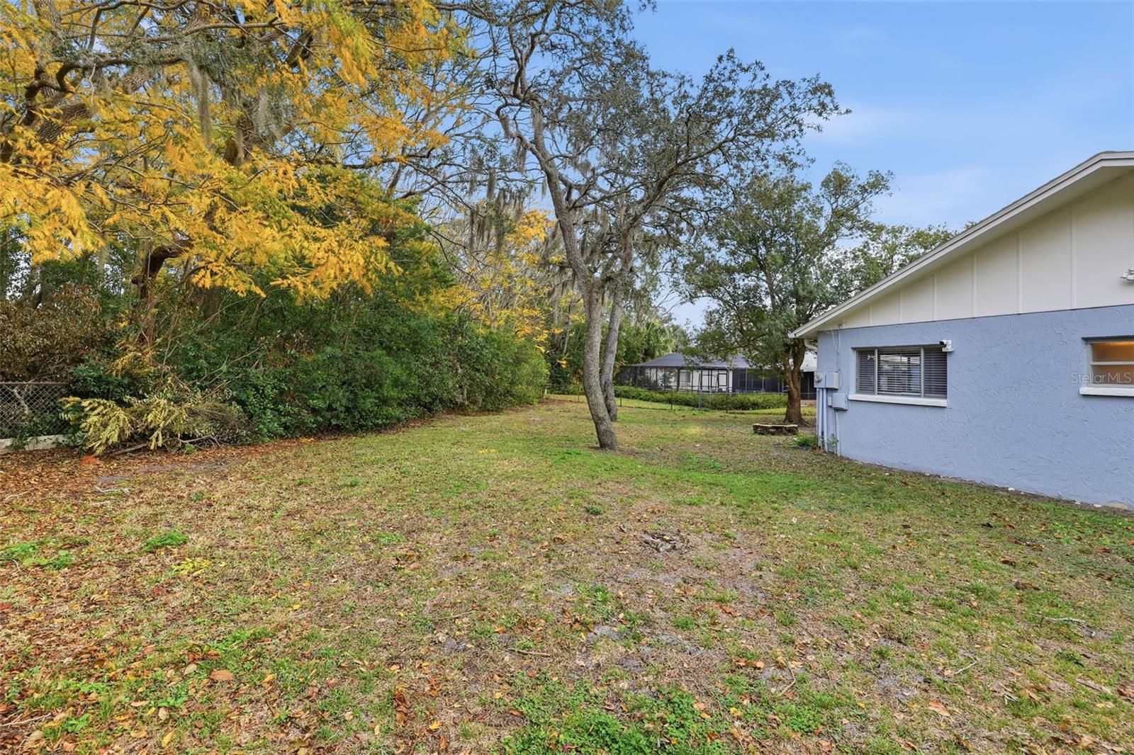 Image 27 of 36 For 8914 Woodmill Drive