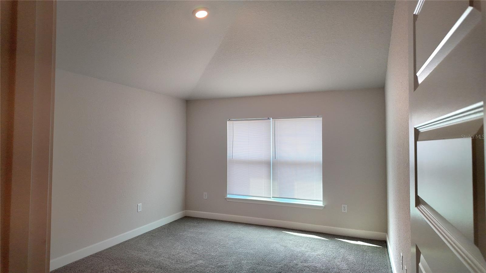 Image 16 of 58 For 4355 Sutherland Street