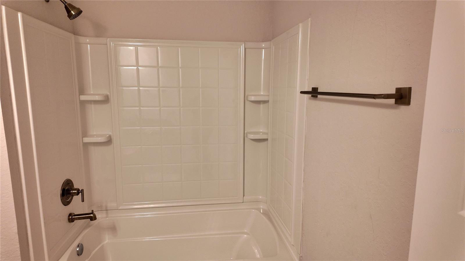 Image 30 of 58 For 4355 Sutherland Street