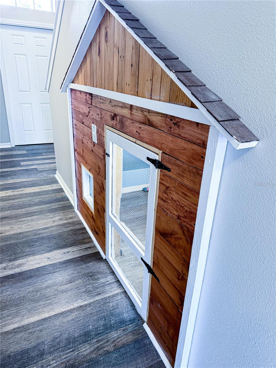 Image 20 of 47 For 909 Meadow Glade Drive