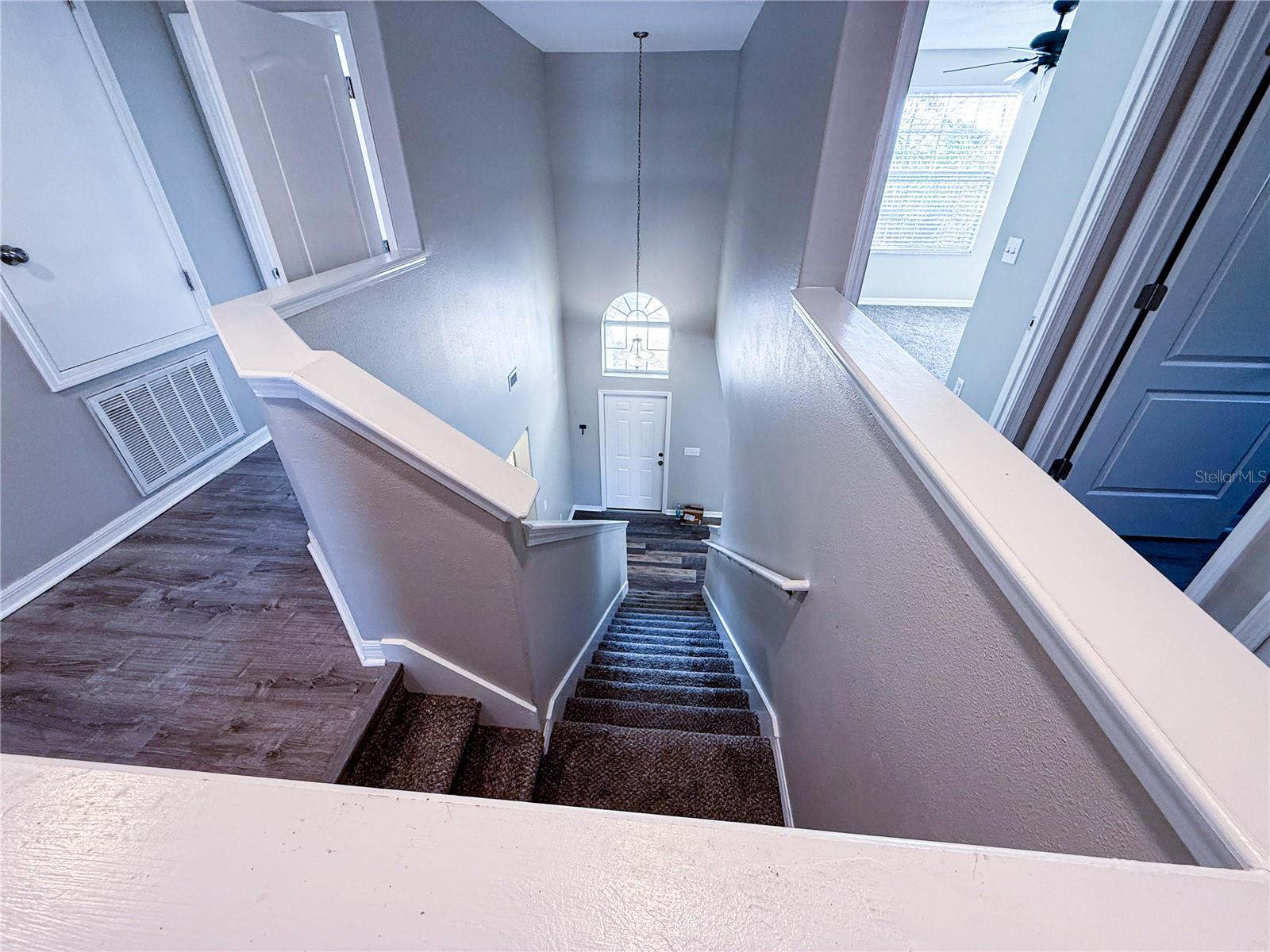 Image 35 of 47 For 909 Meadow Glade Drive