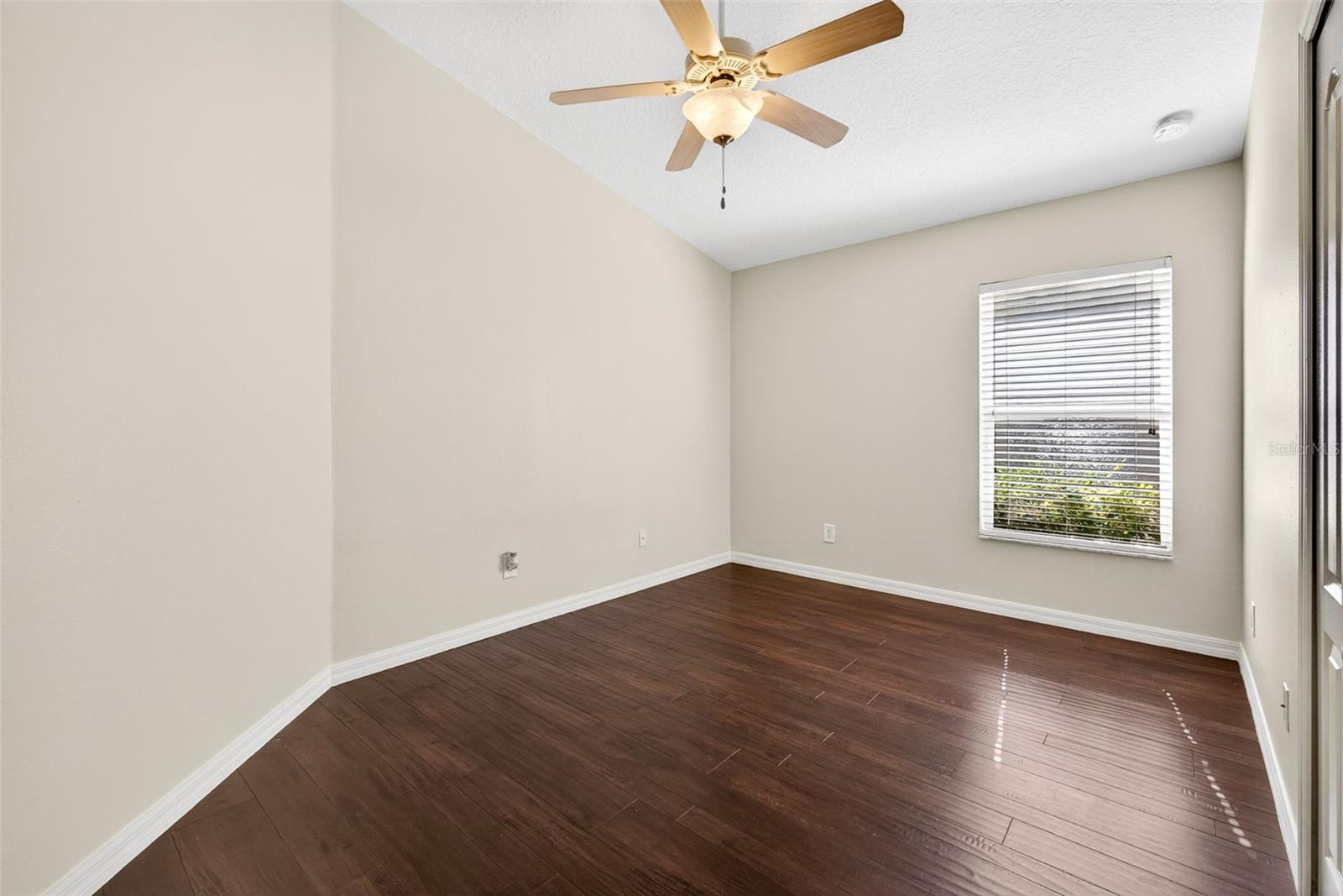 Image 21 of 58 For 3517 Clover Blossom Circle