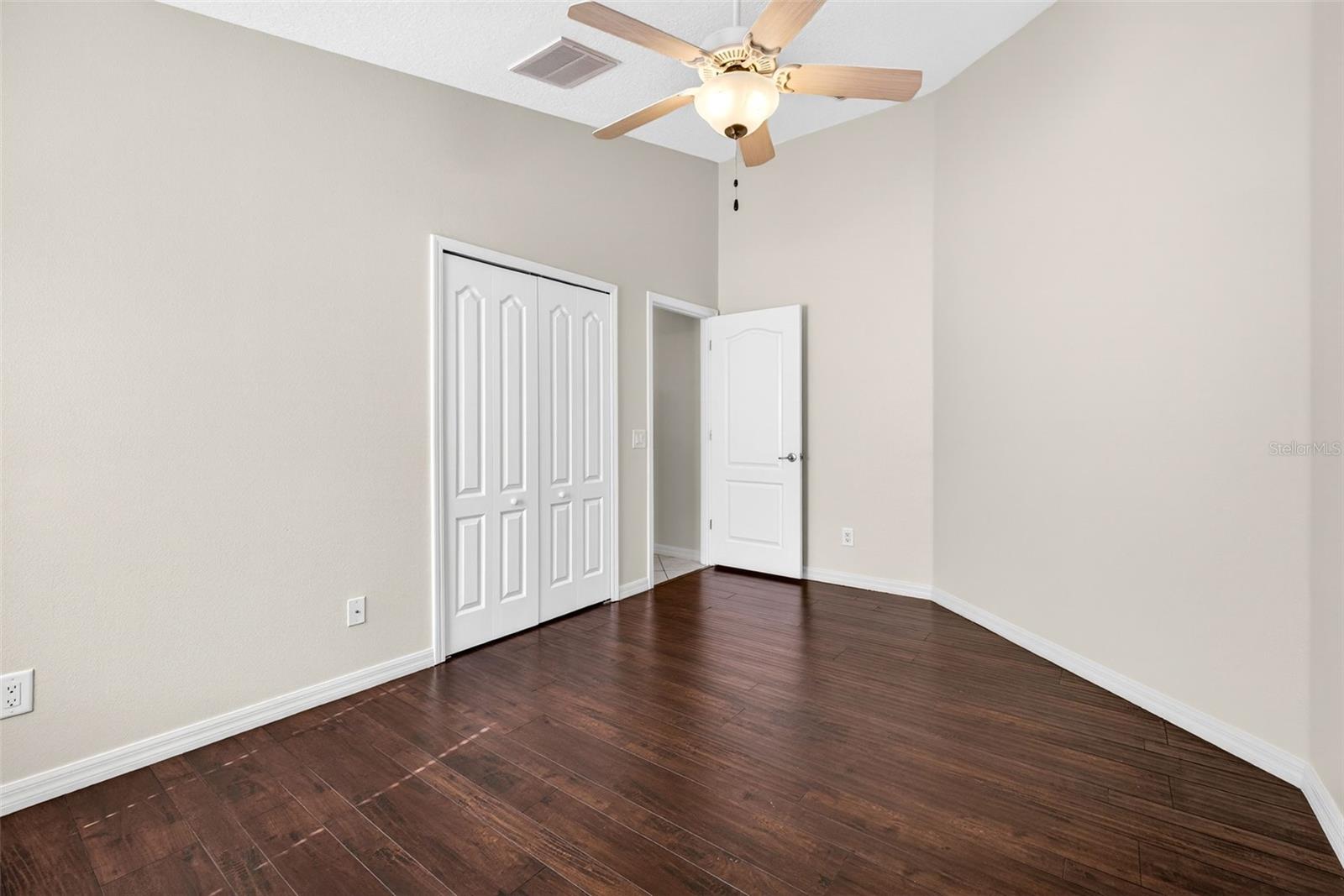 Image 22 of 58 For 3517 Clover Blossom Circle