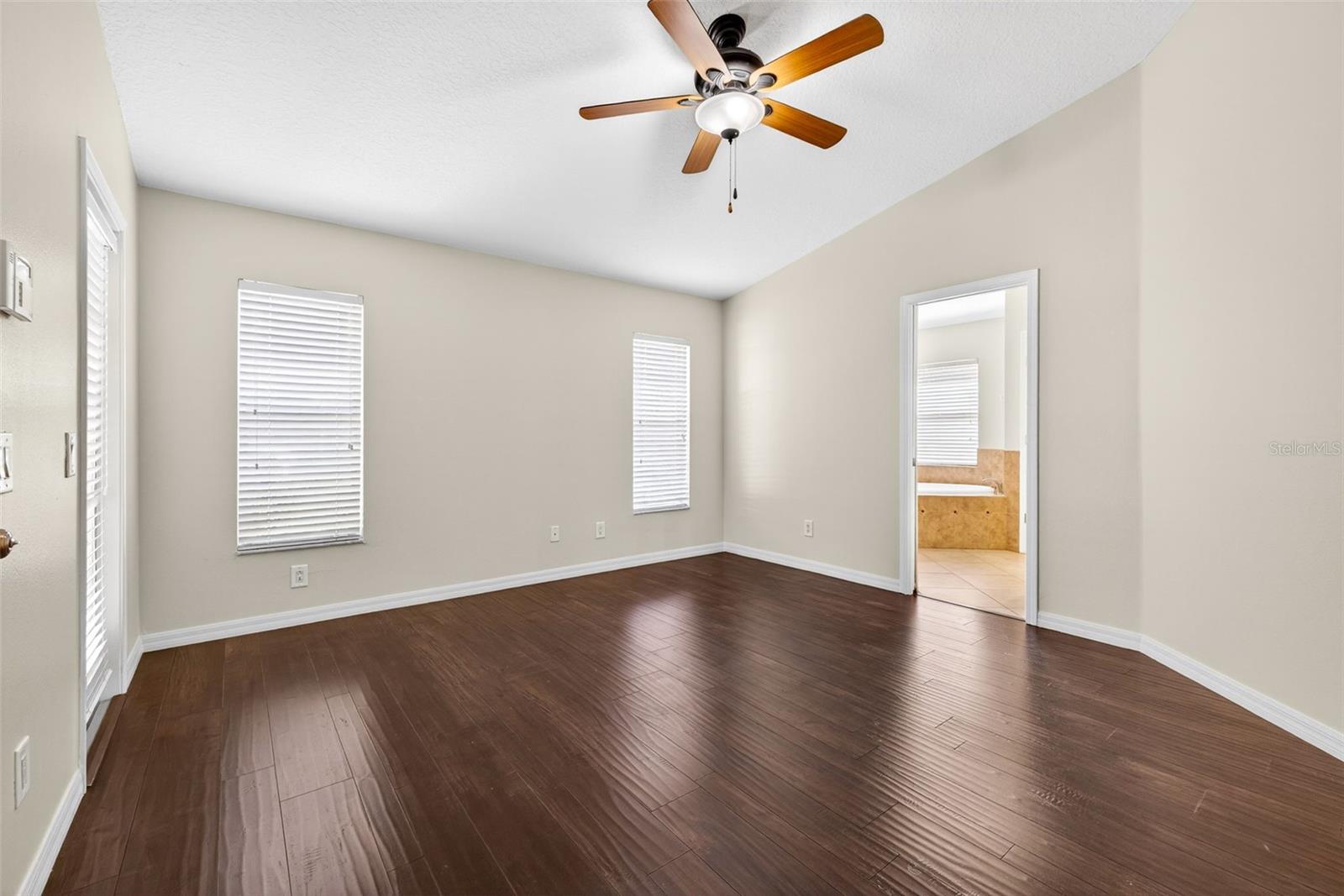 Image 30 of 58 For 3517 Clover Blossom Circle