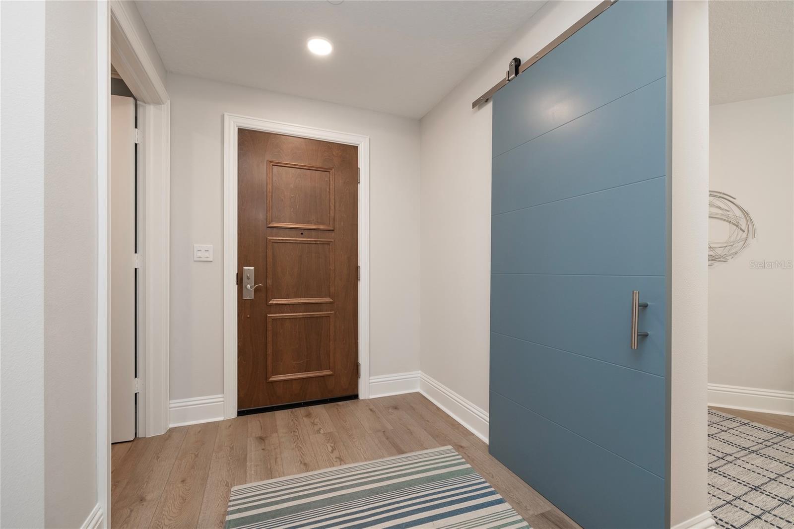 Image 7 of 27 For 11 Baymont Street 505