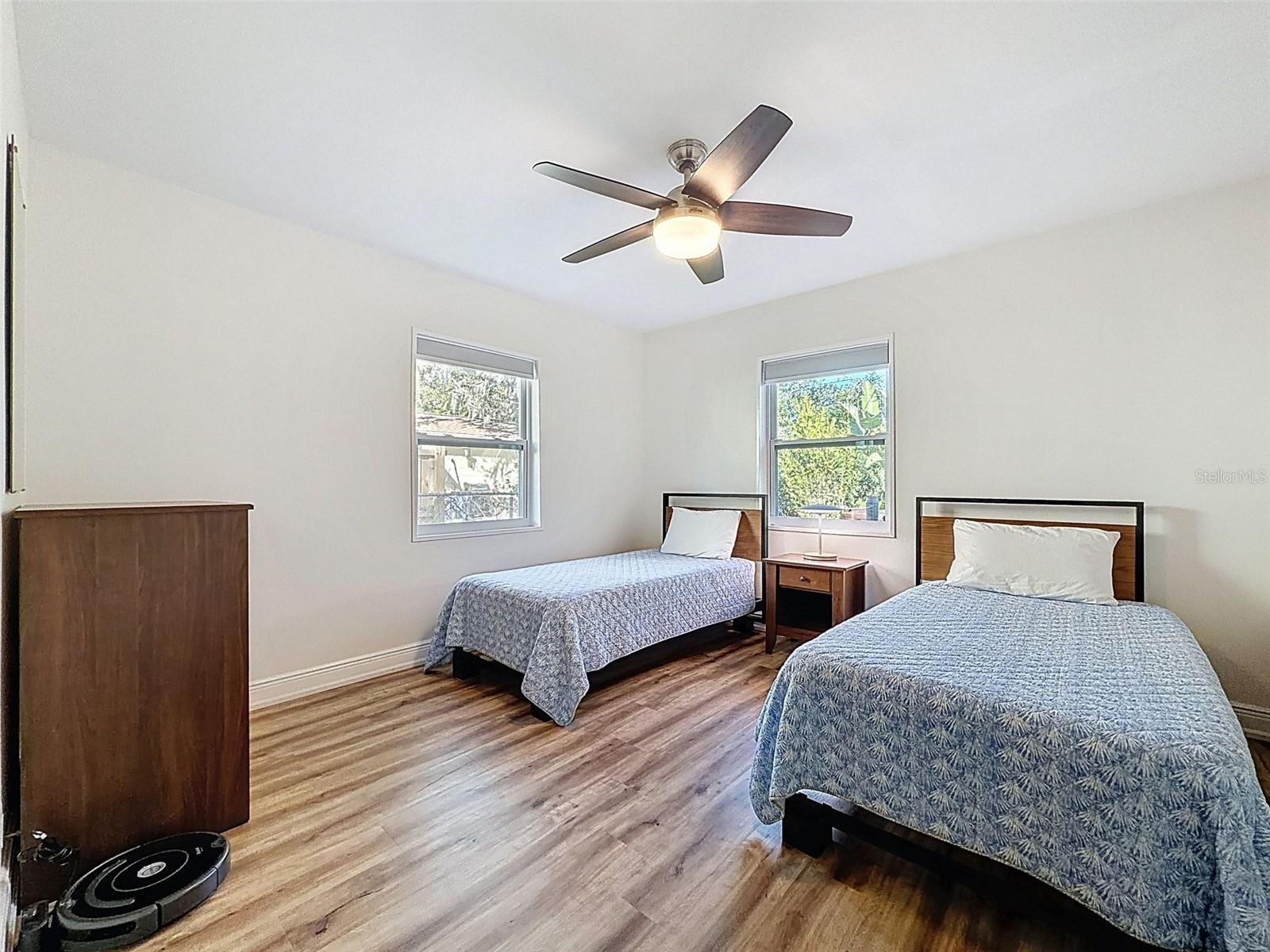 Image 19 of 38 For 546 Norfolk Street