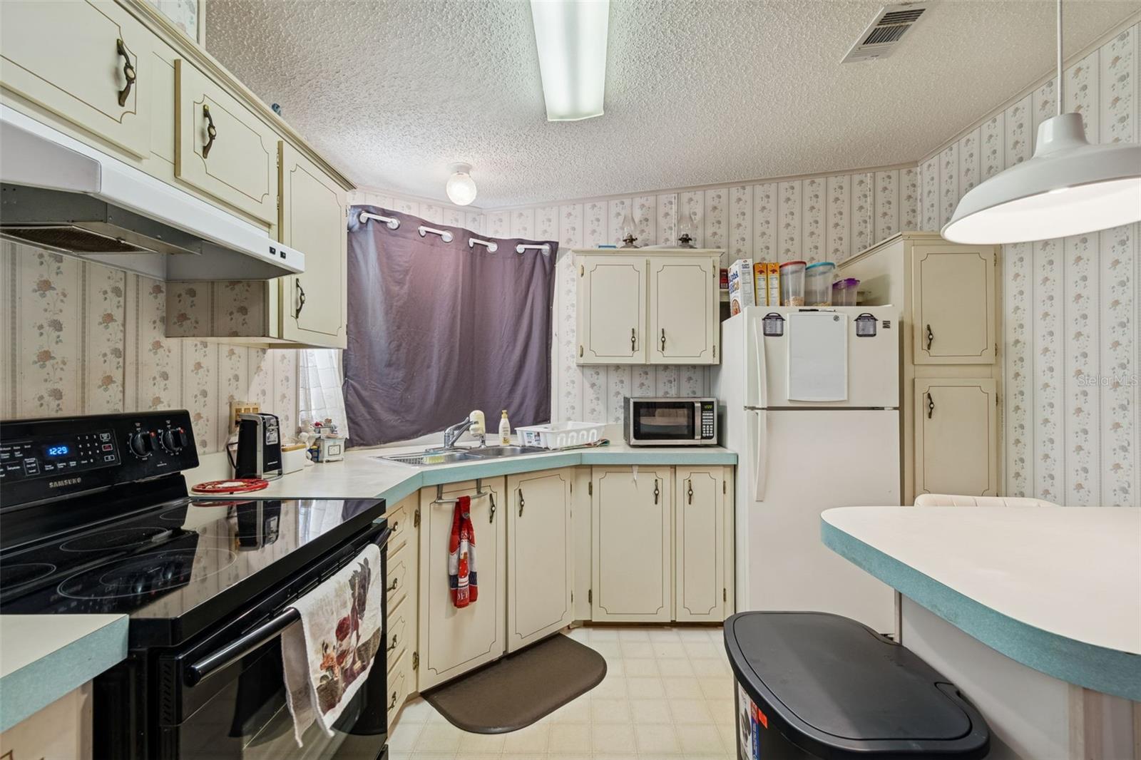 Image 16 of 89 For 36801 Judee Drive