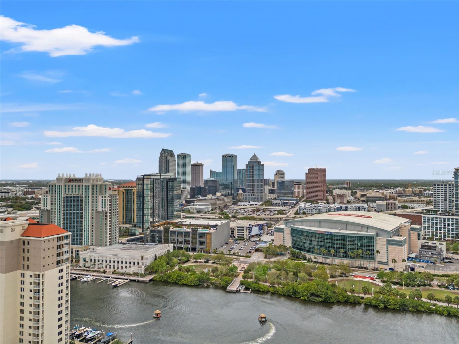 Image 21 of 24 For 700 Harbour Island Boulevard 635