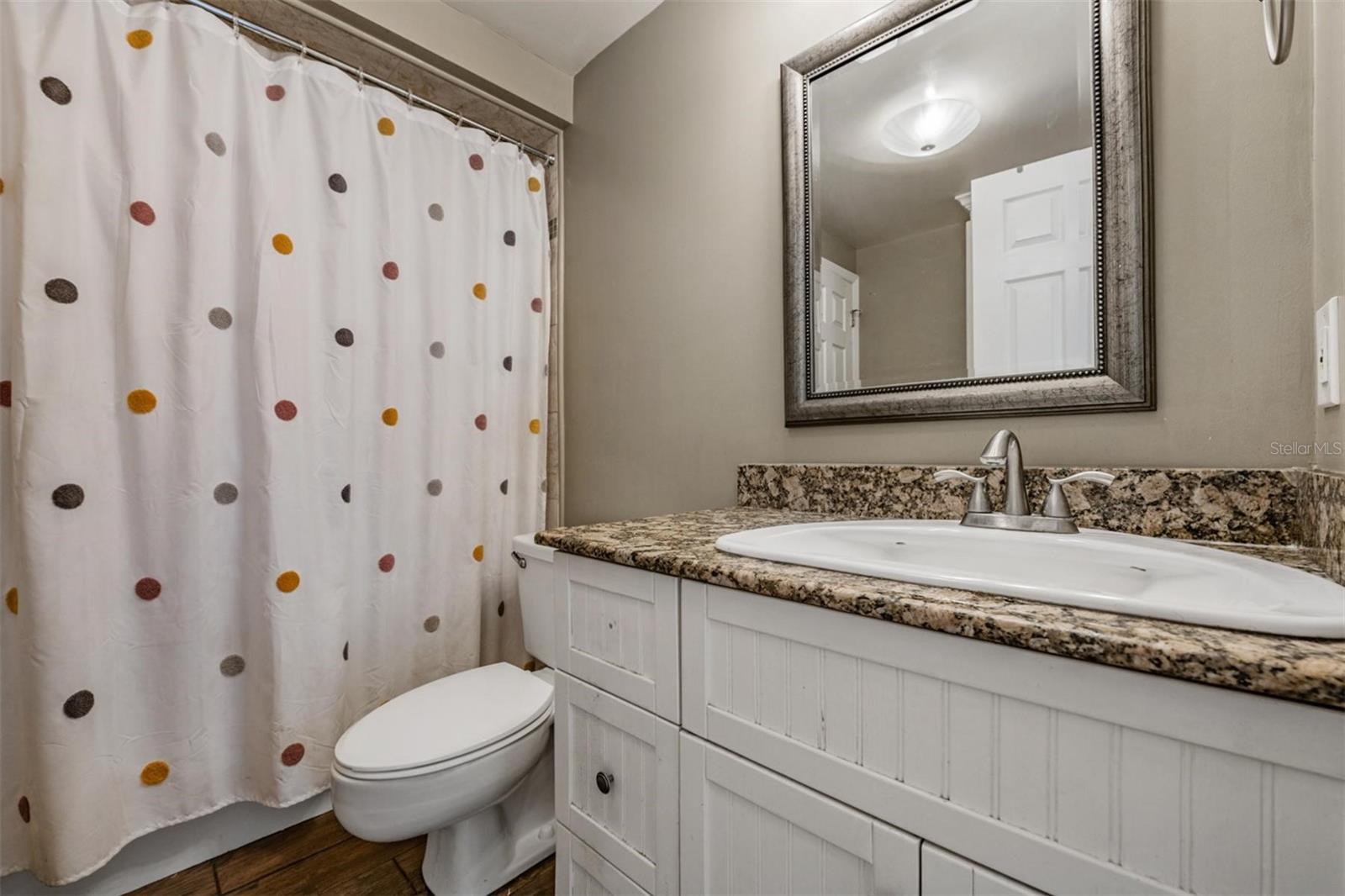 Listing photo id 17 for 3127 Sligh Avenue 303b