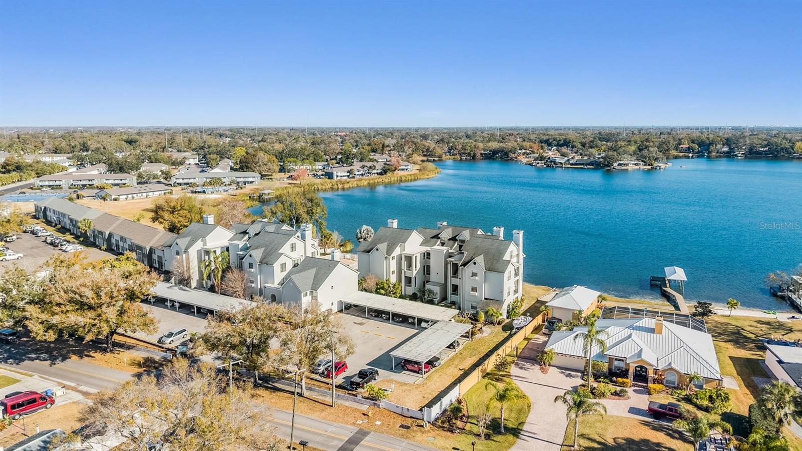 Listing photo id 28 for 3127 Sligh Avenue 303b