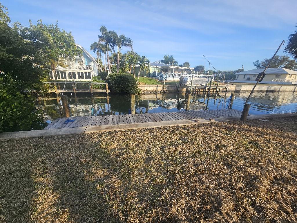 Image 2 of 11 For 251 Winson Avenue