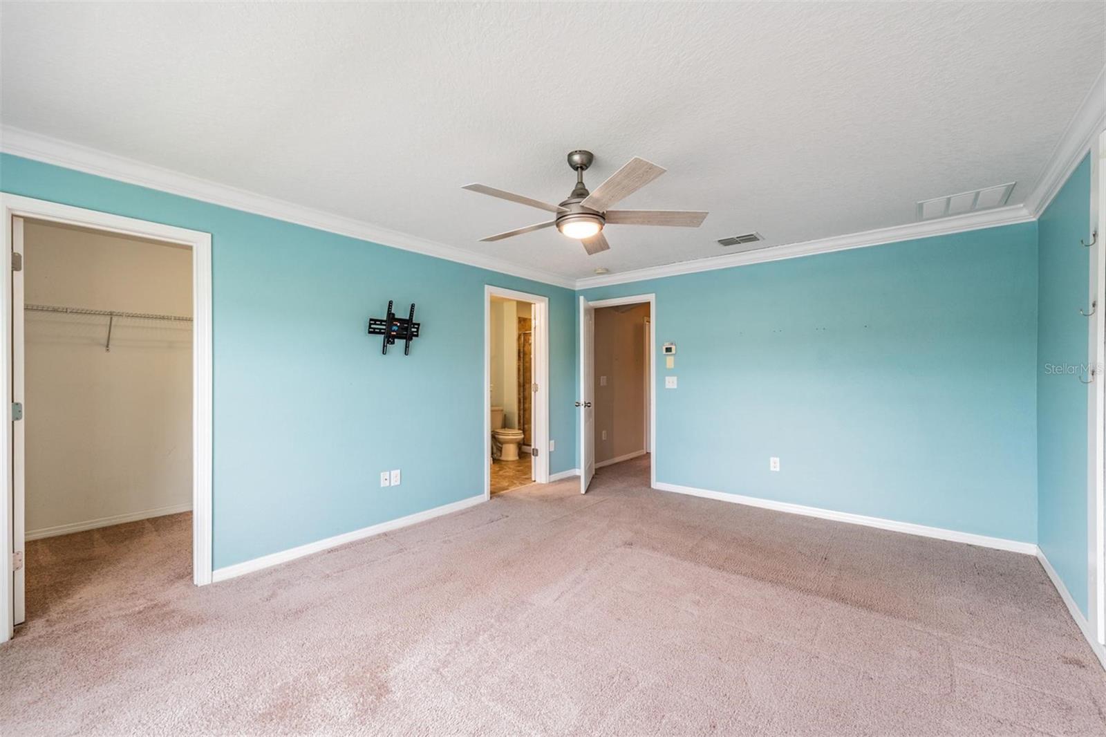 Image 13 of 36 For 12039 Greengate Drive