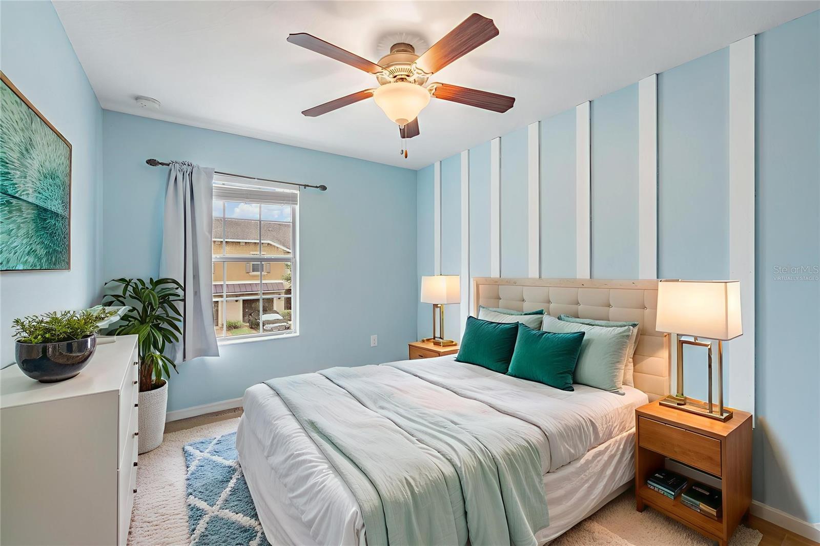 Image 18 of 36 For 12039 Greengate Drive