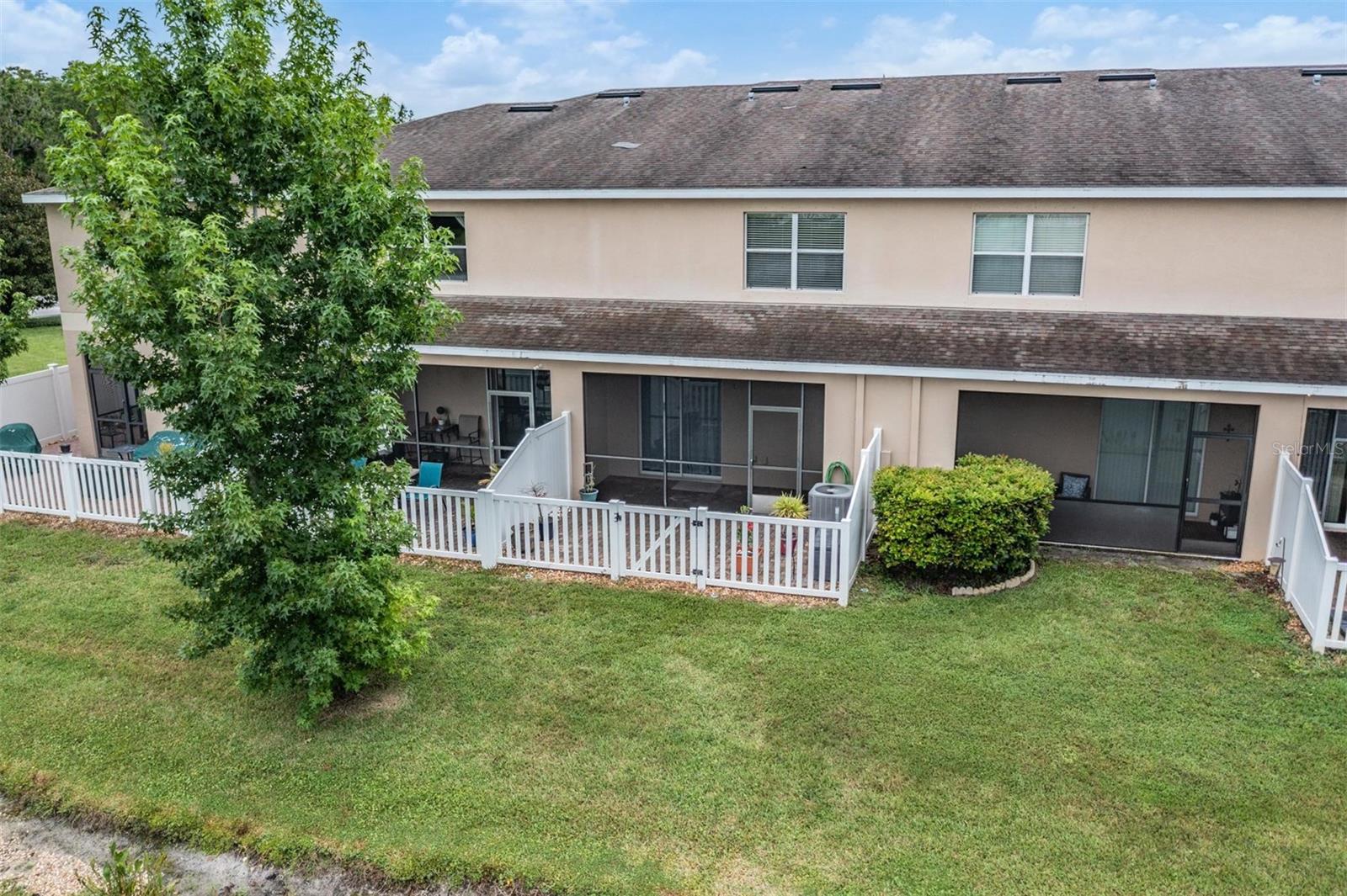 Image 30 of 36 For 12039 Greengate Drive