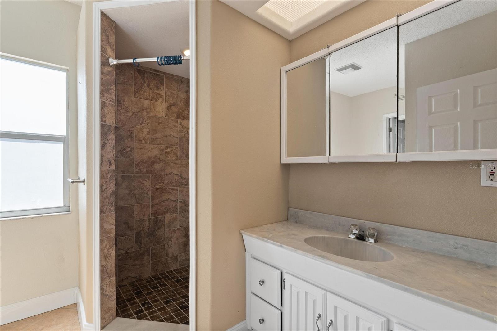 Image 15 of 44 For 10010 Brunswick Lane