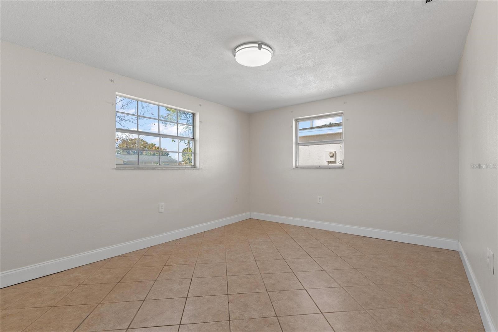 Image 21 of 44 For 10010 Brunswick Lane