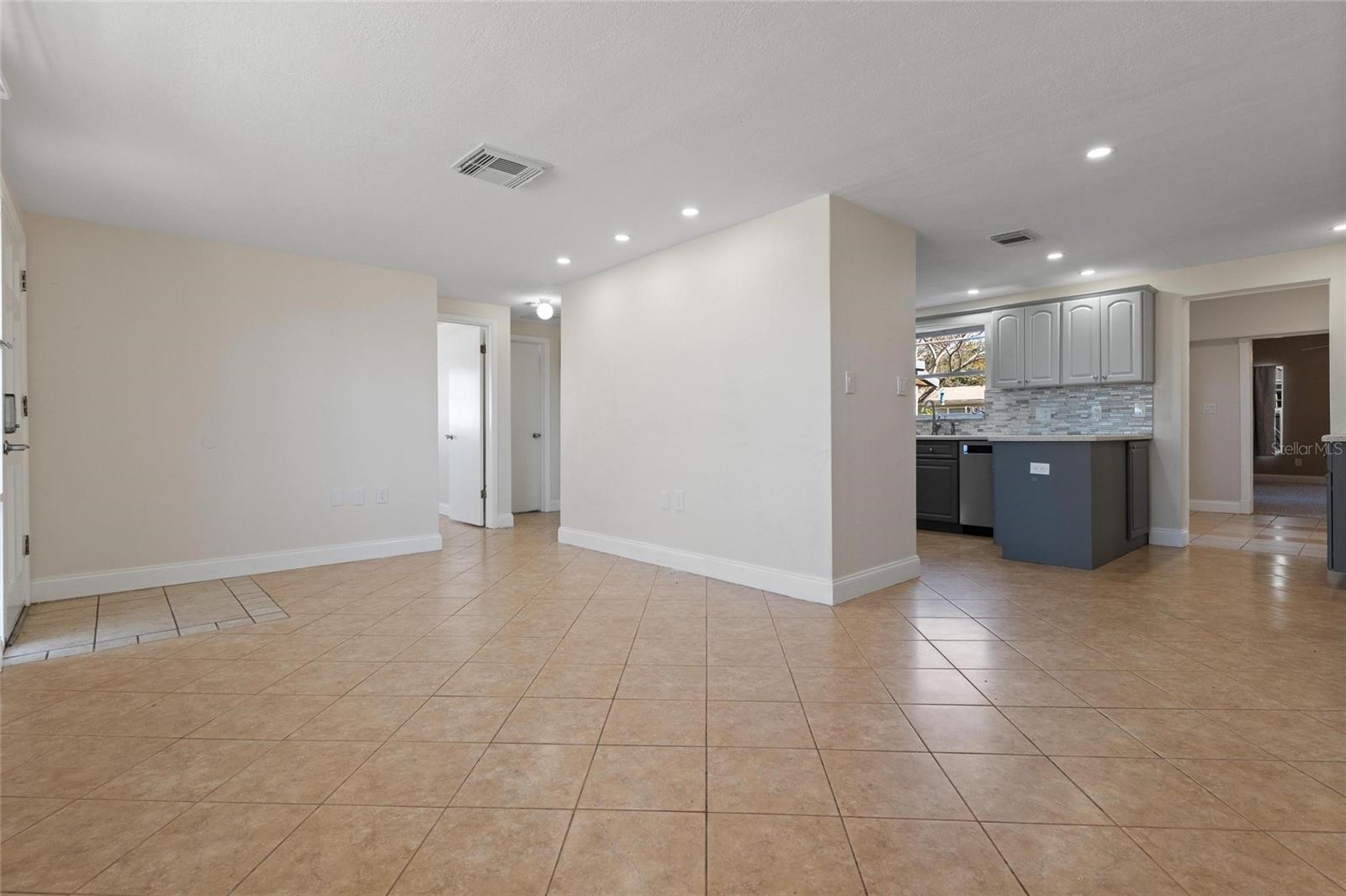 Image 7 of 44 For 10010 Brunswick Lane