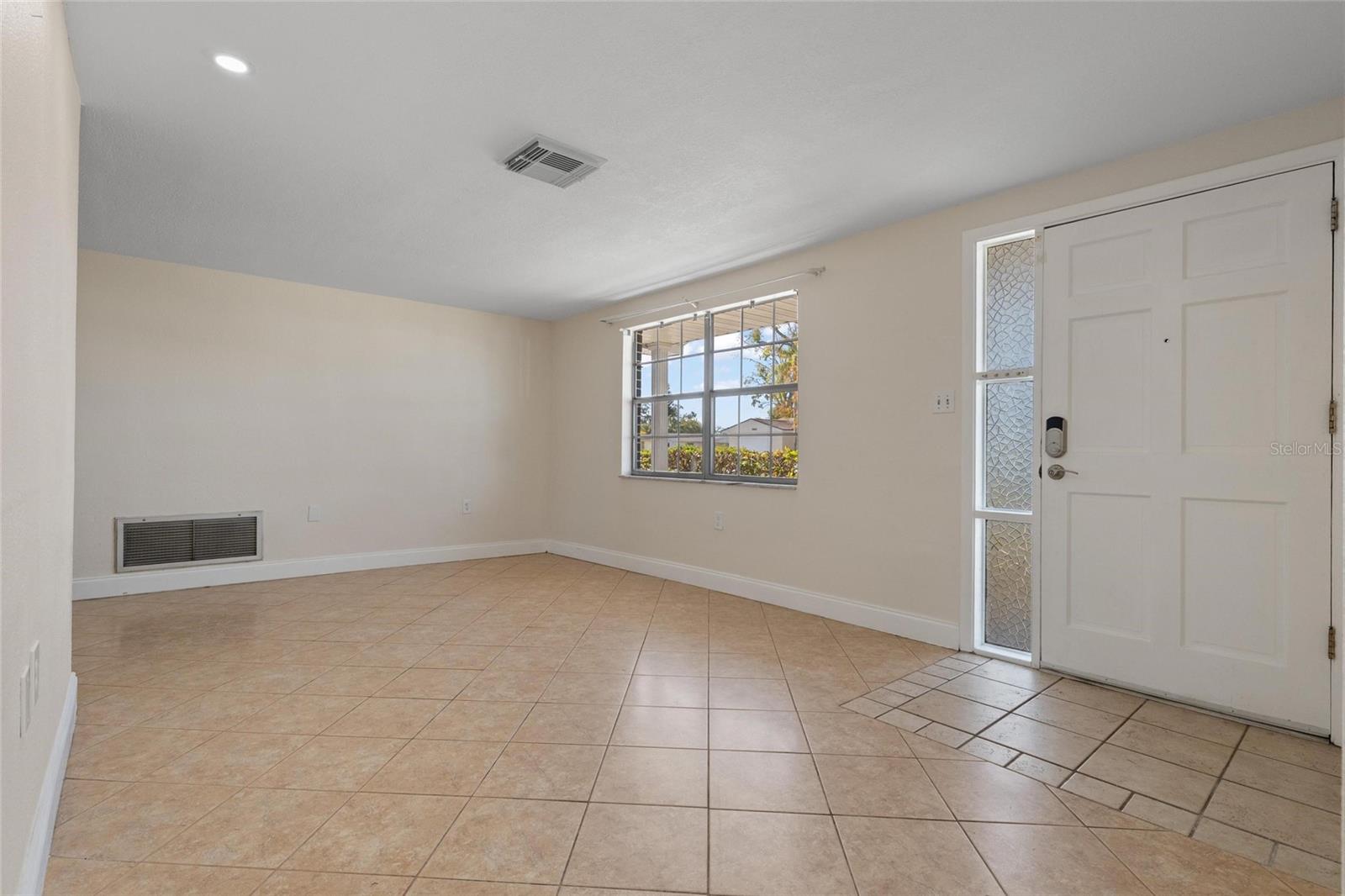 Image 9 of 44 For 10010 Brunswick Lane