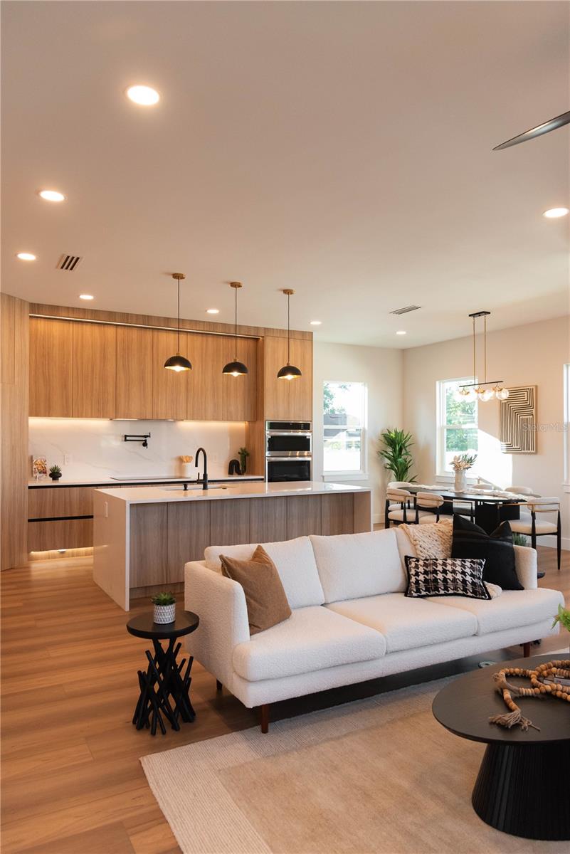 Image 20 of 51 For 2905 Arch Street