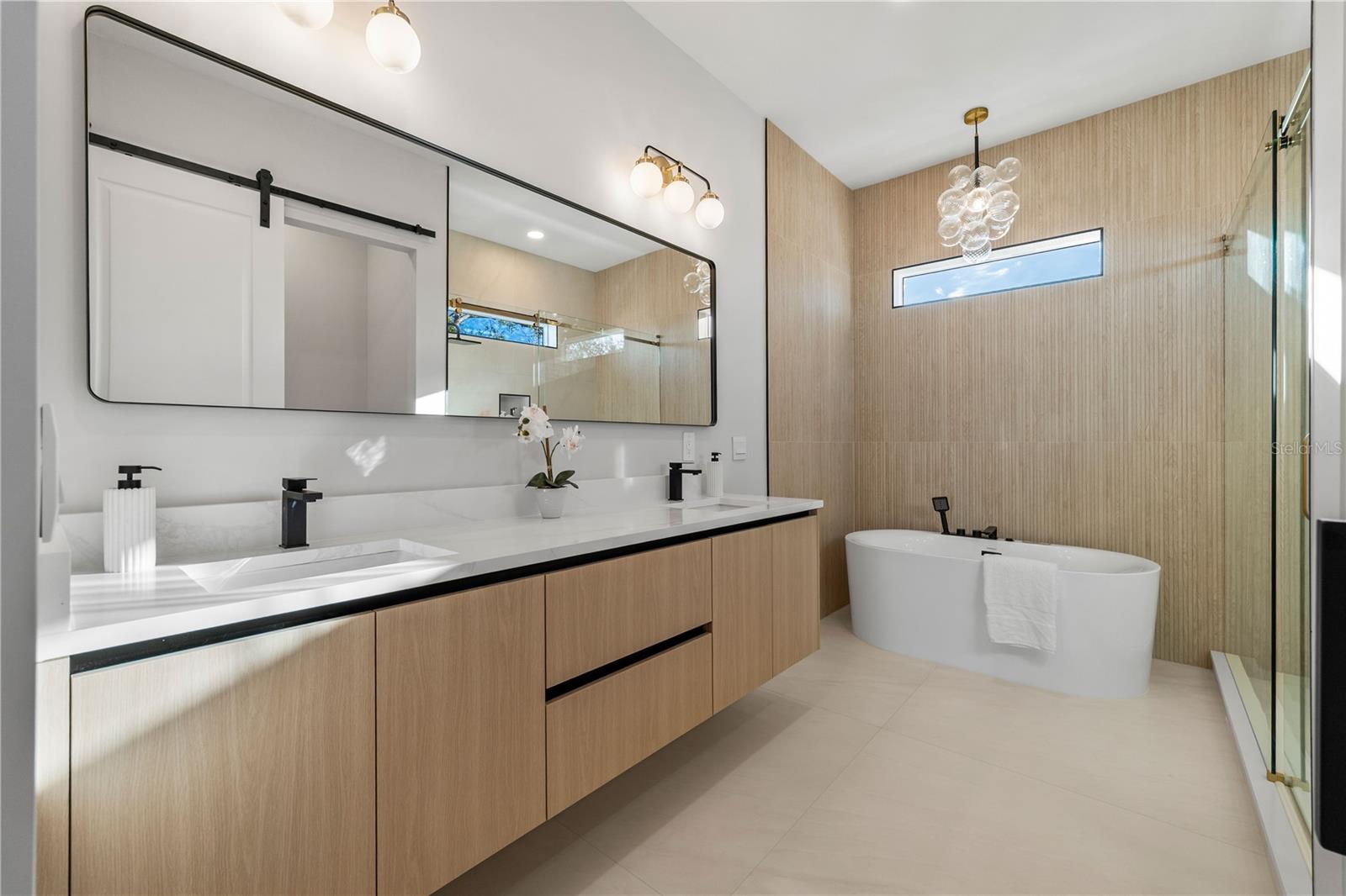 Image 25 of 51 For 2905 Arch Street