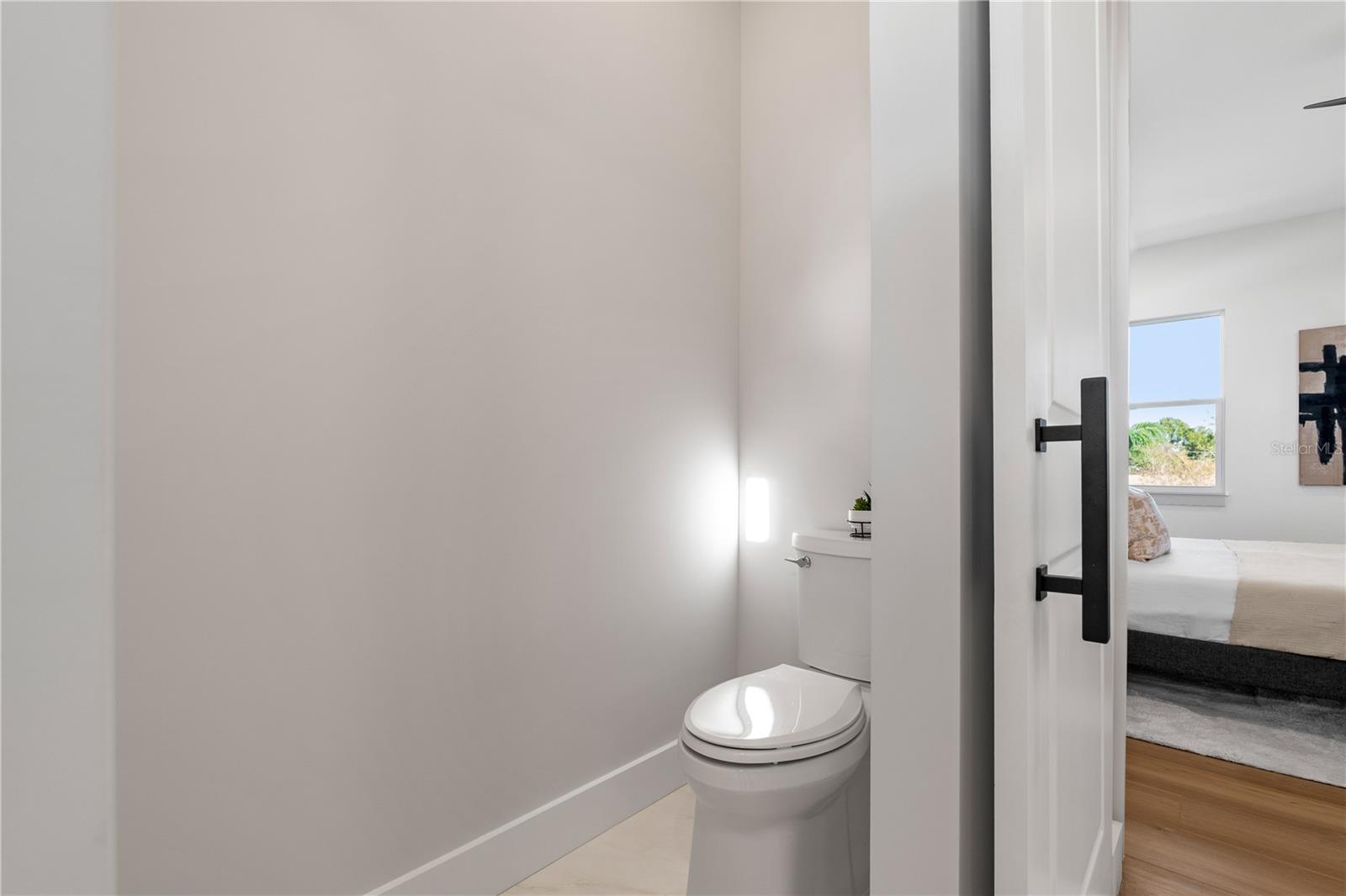 Image 29 of 51 For 2905 Arch Street