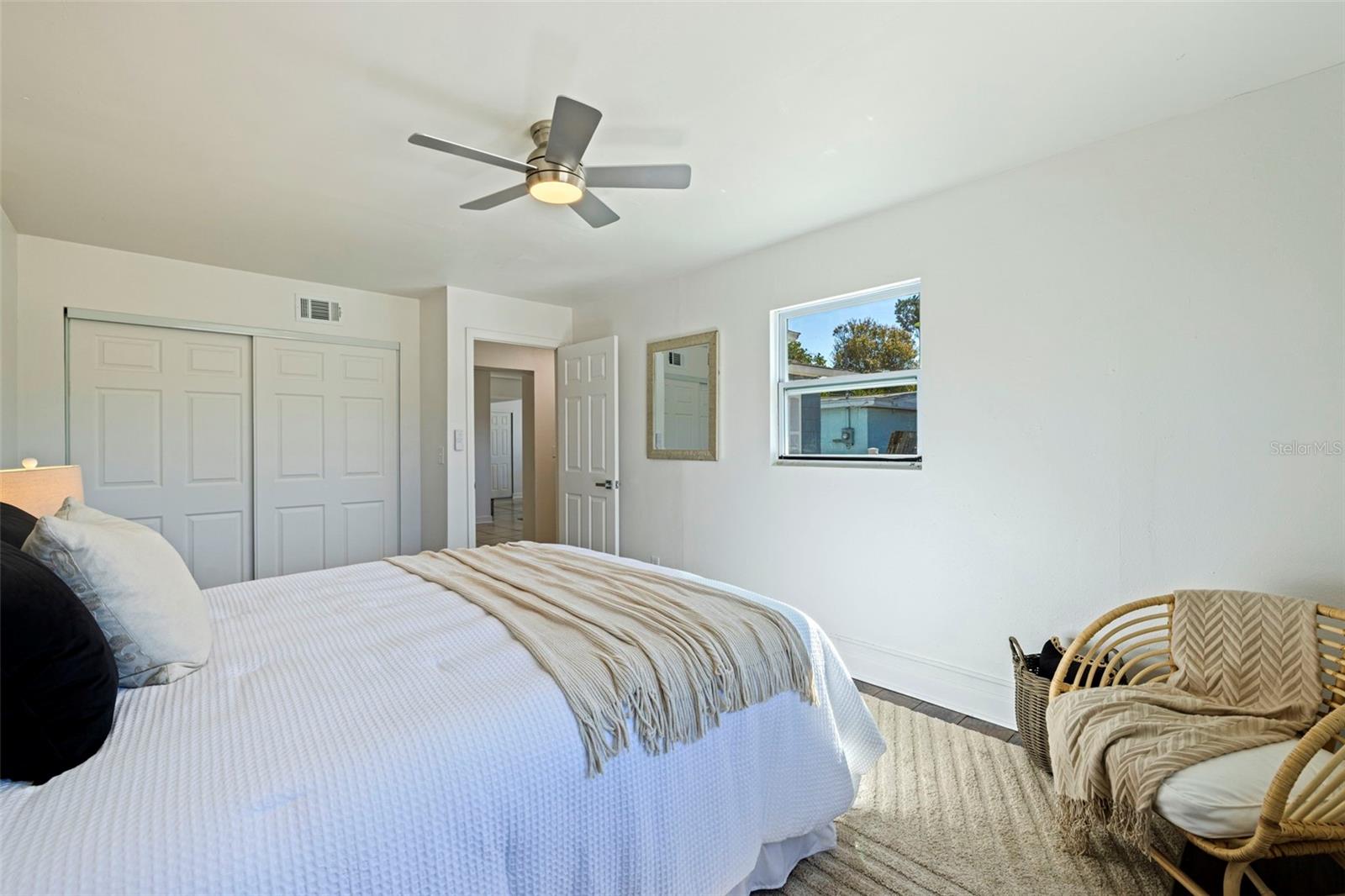 Image 17 of 31 For 656 59th Street S