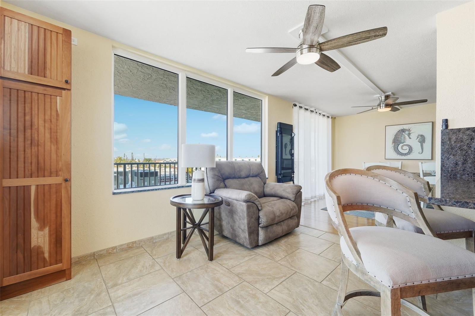 Image 12 of 40 For 15316 Gulf Boulevard 404