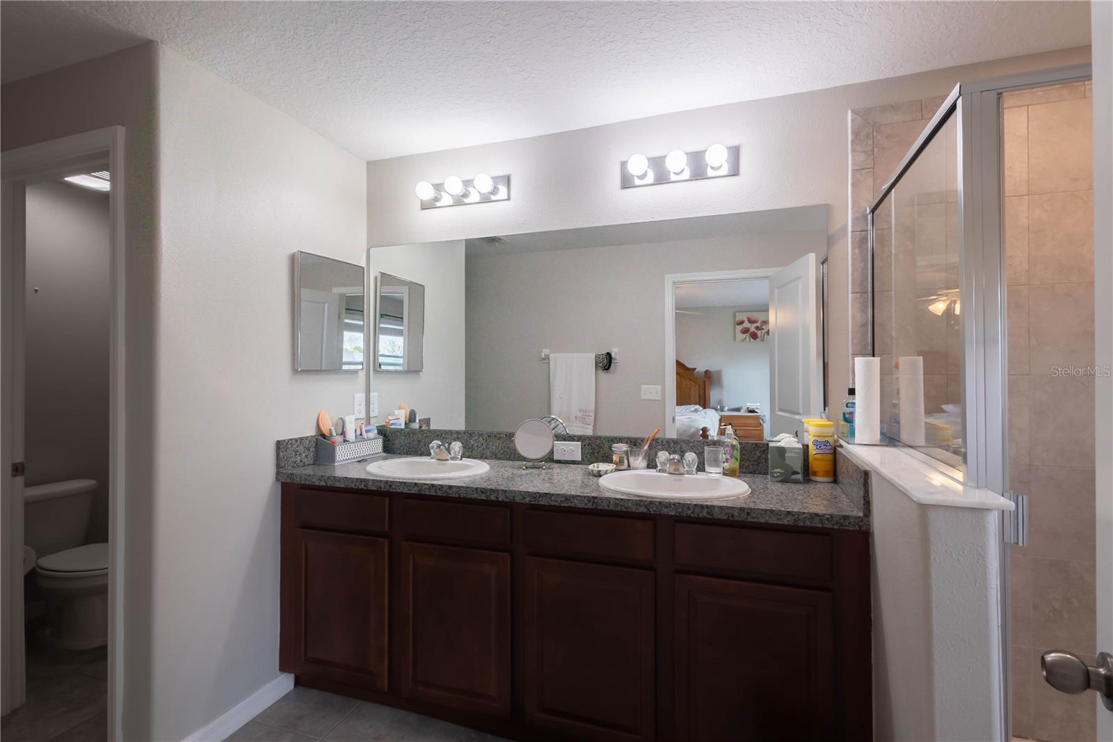 Image 11 of 25 For 6305 Shore Vista Place