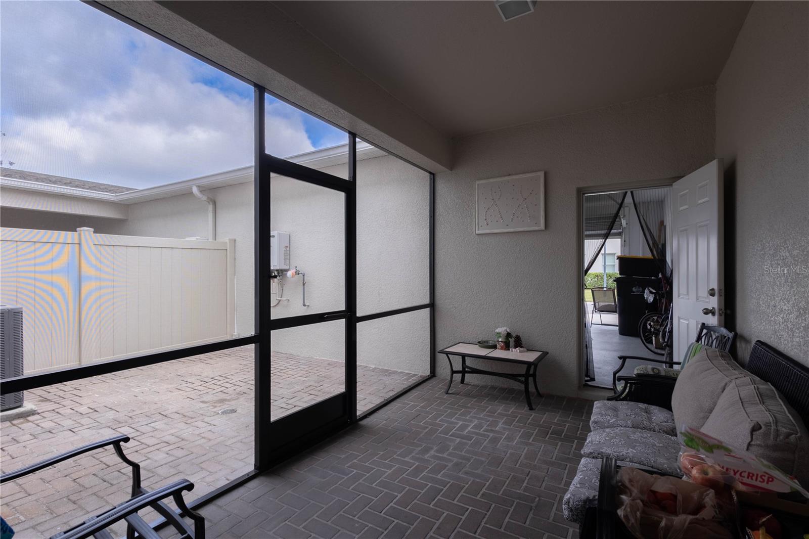 Image 22 of 25 For 6305 Shore Vista Place