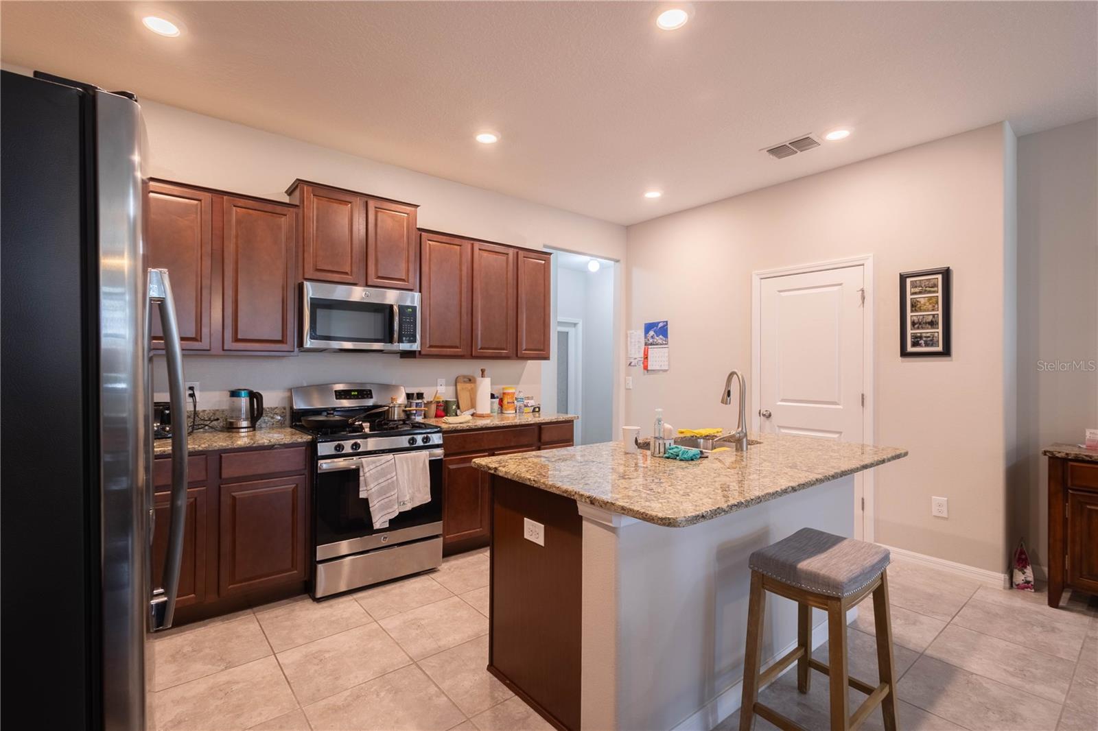 Image 6 of 25 For 6305 Shore Vista Place