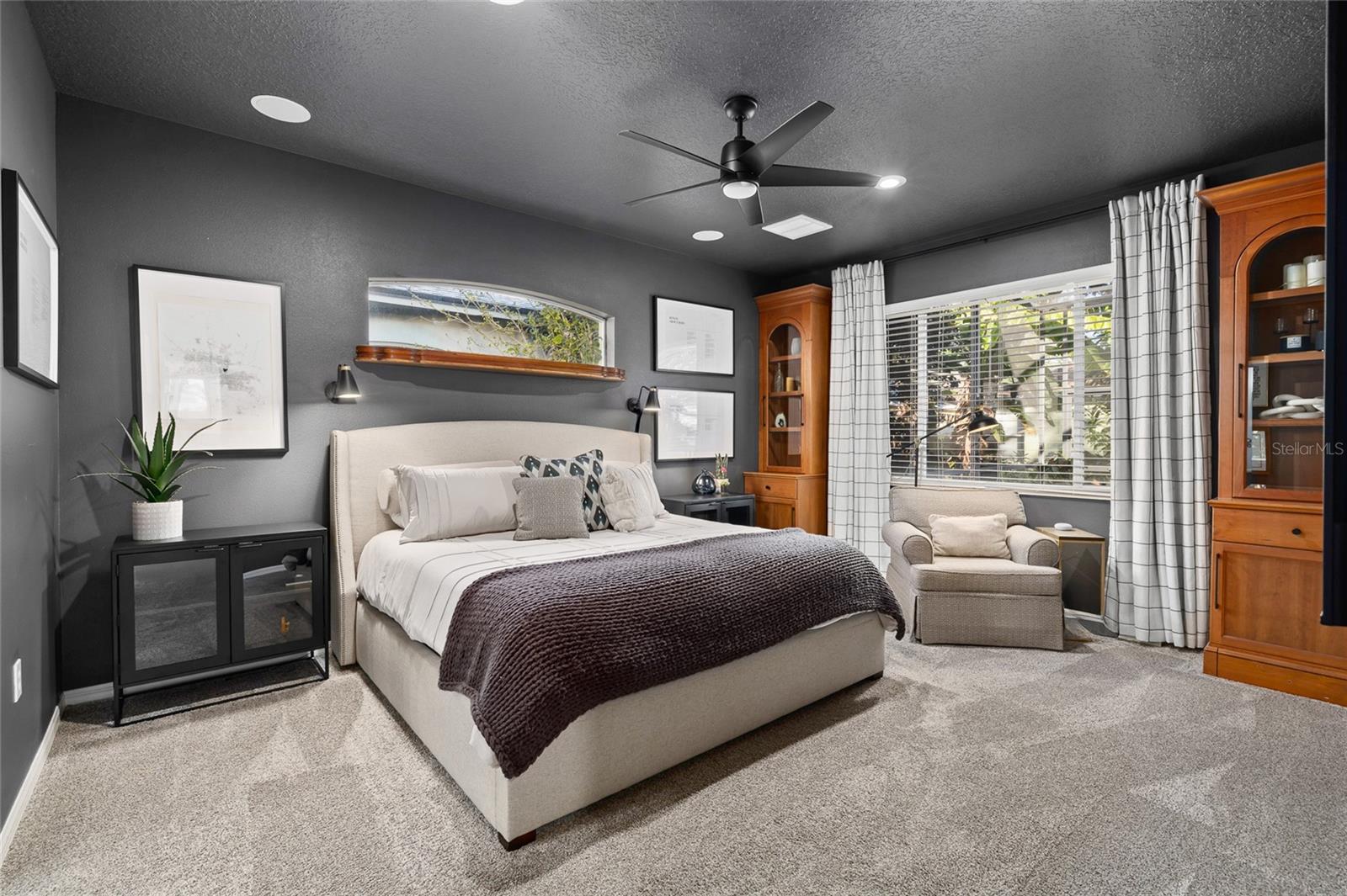 Image 17 of 50 For 15501 Martinmeadow Drive