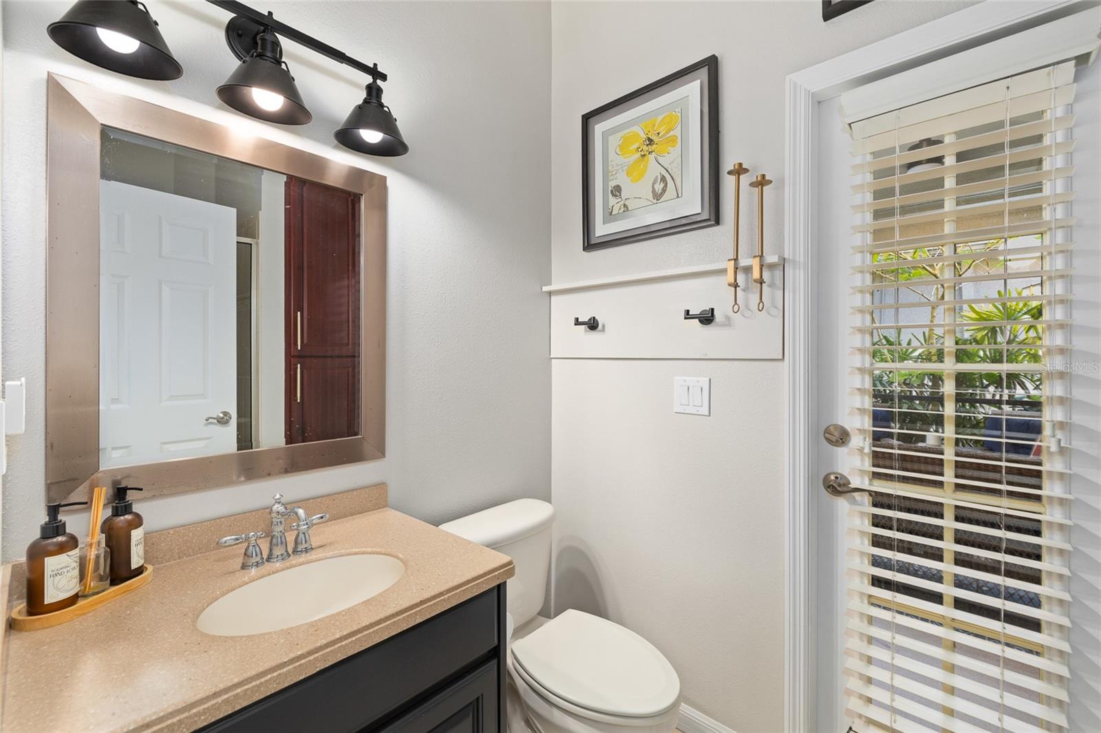 Image 21 of 50 For 15501 Martinmeadow Drive