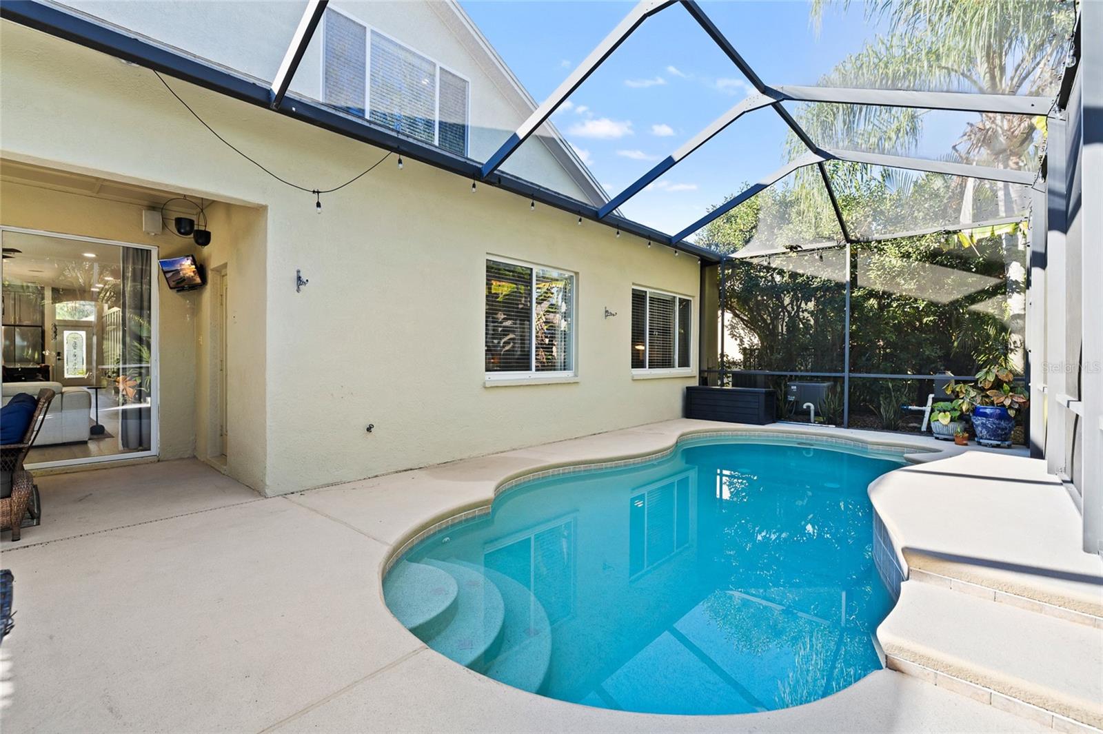 Image 38 of 50 For 15501 Martinmeadow Drive