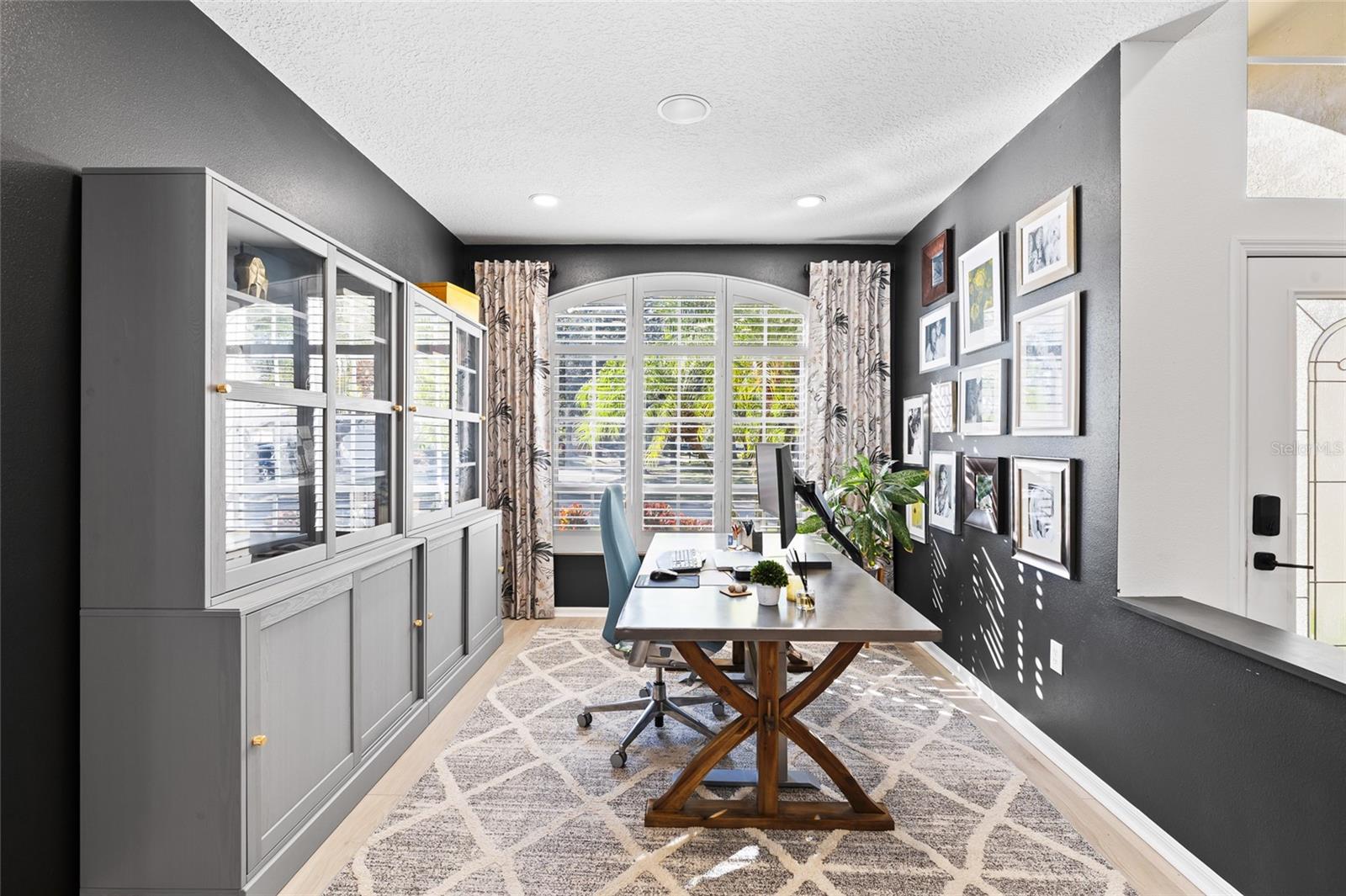 Image 5 of 50 For 15501 Martinmeadow Drive