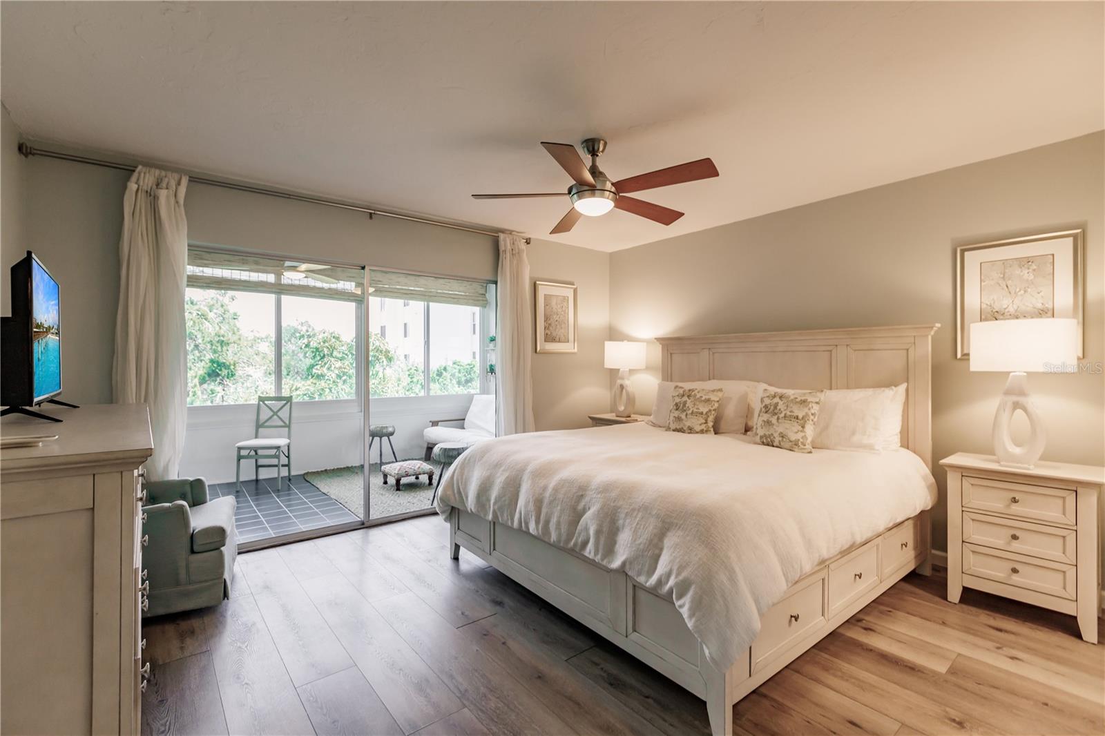 Image 16 of 31 For 1200 Peppertree Lane 303