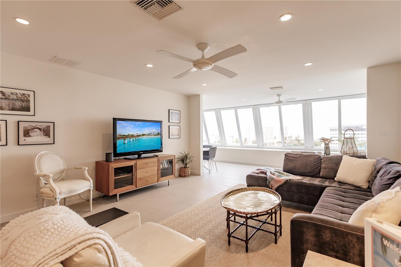 Image 12 of 30 For 1255 Peppertree Drive 601