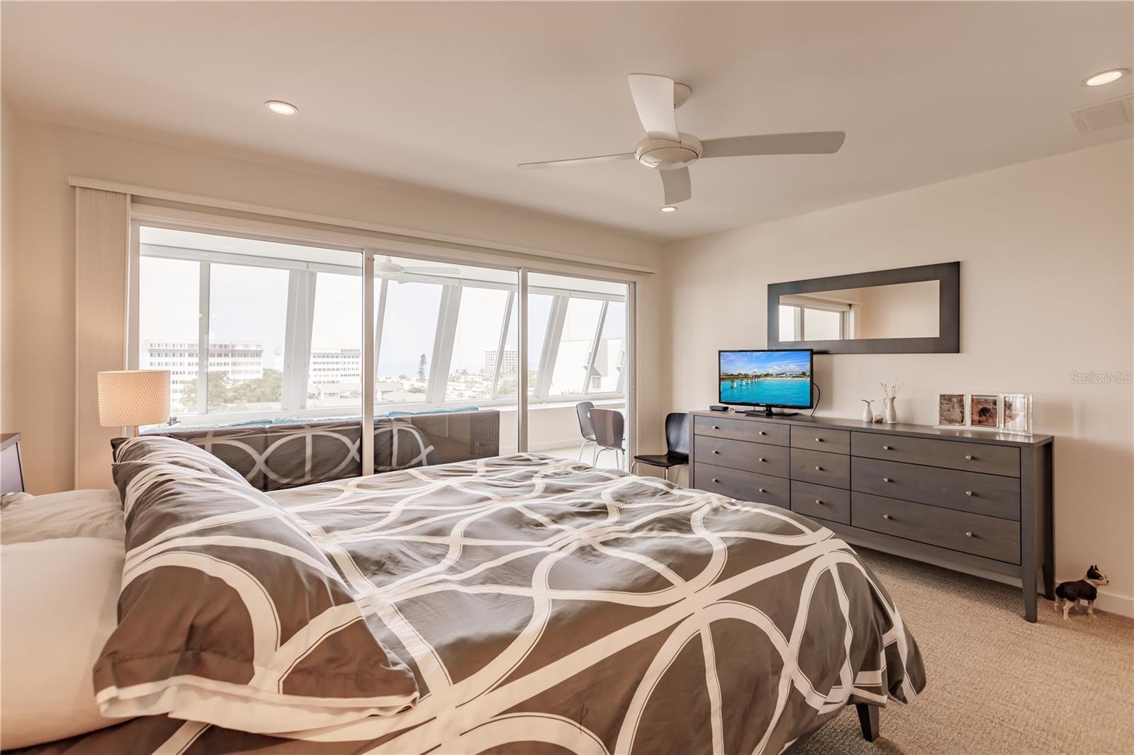 Image 15 of 30 For 1255 Peppertree Drive 601