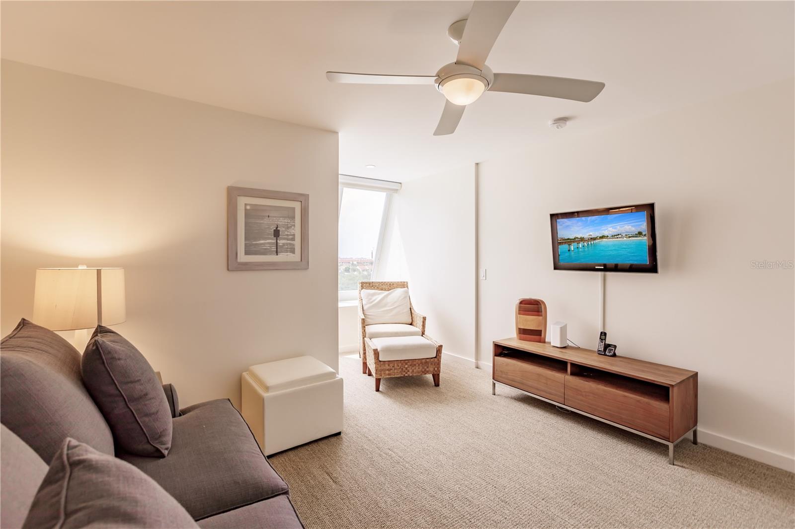 Image 19 of 30 For 1255 Peppertree Drive 601