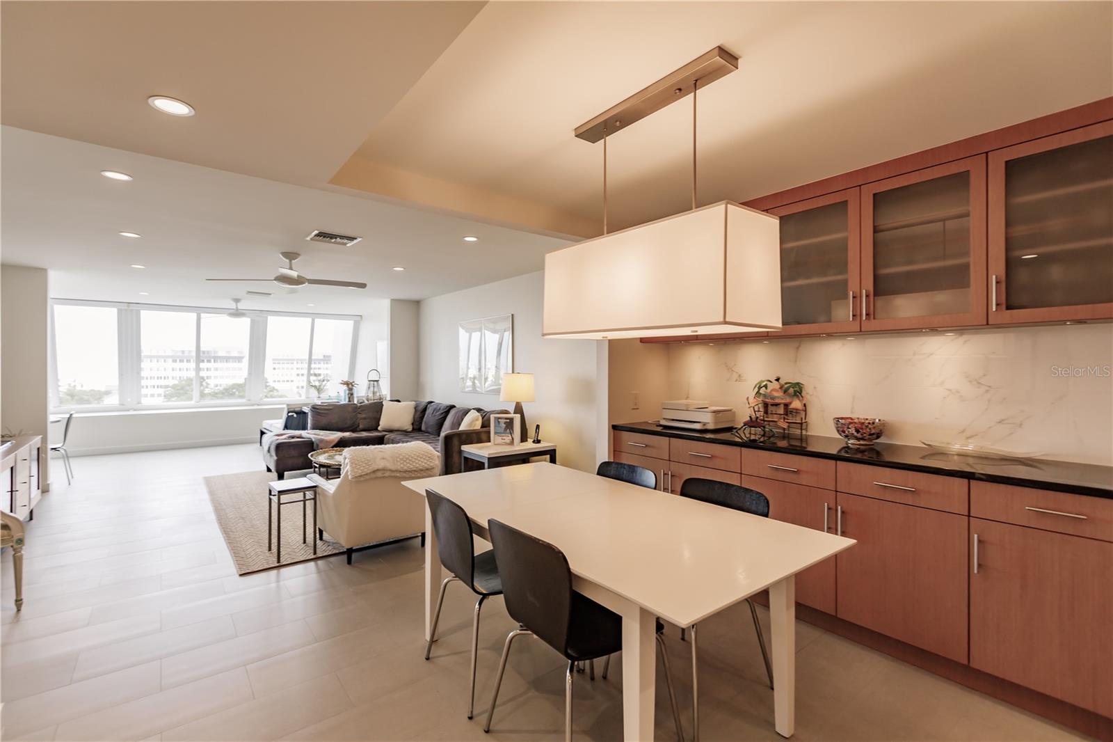 Image 9 of 30 For 1255 Peppertree Drive 601