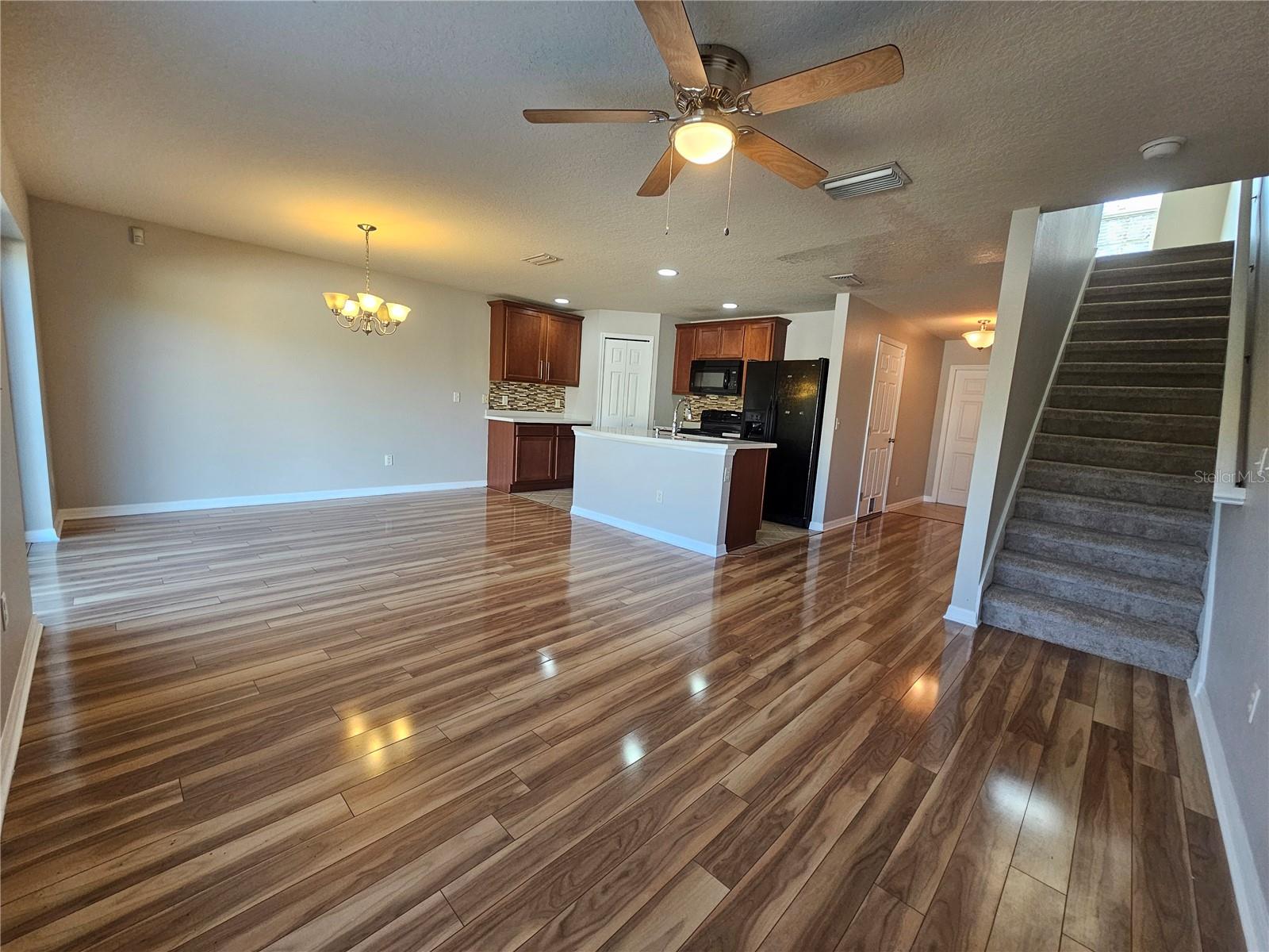 Image 5 of 19 For 2954 Willowleaf Lane