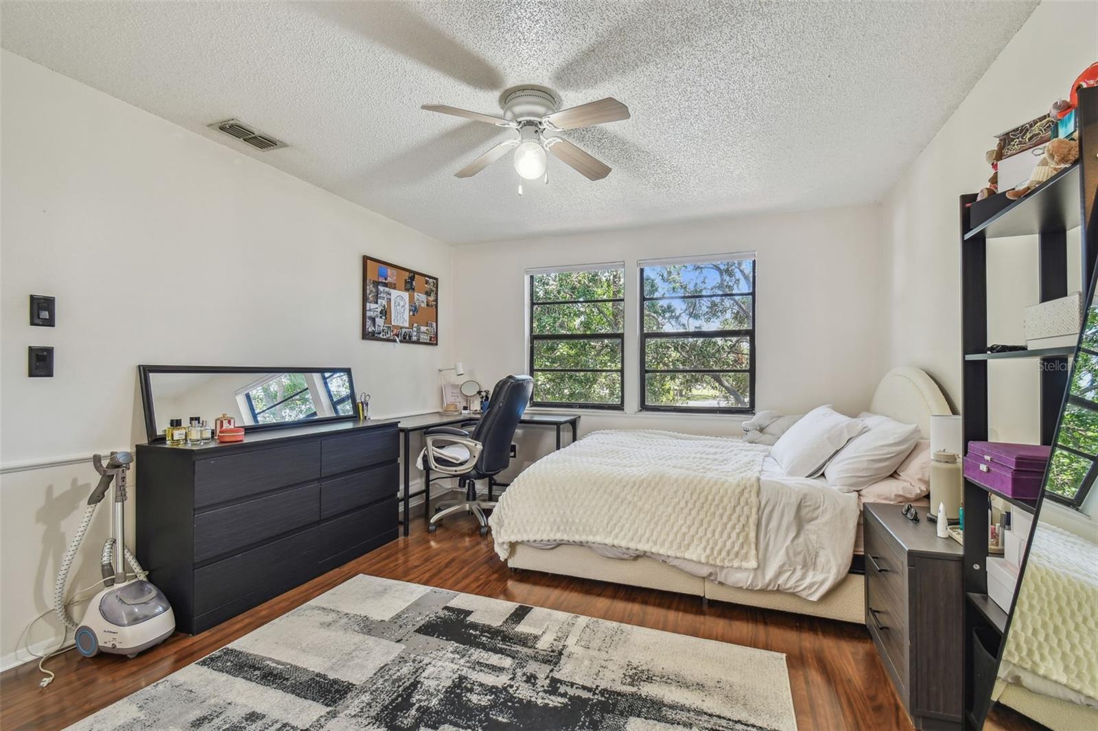 Image 18 of 44 For 134 Sycamore Lane H