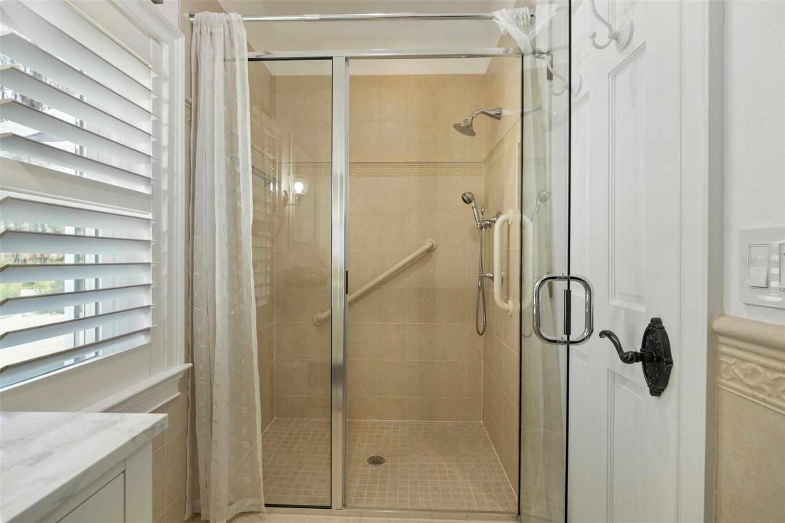 Image 28 of 100 For 1006 Lake Cooper Drive