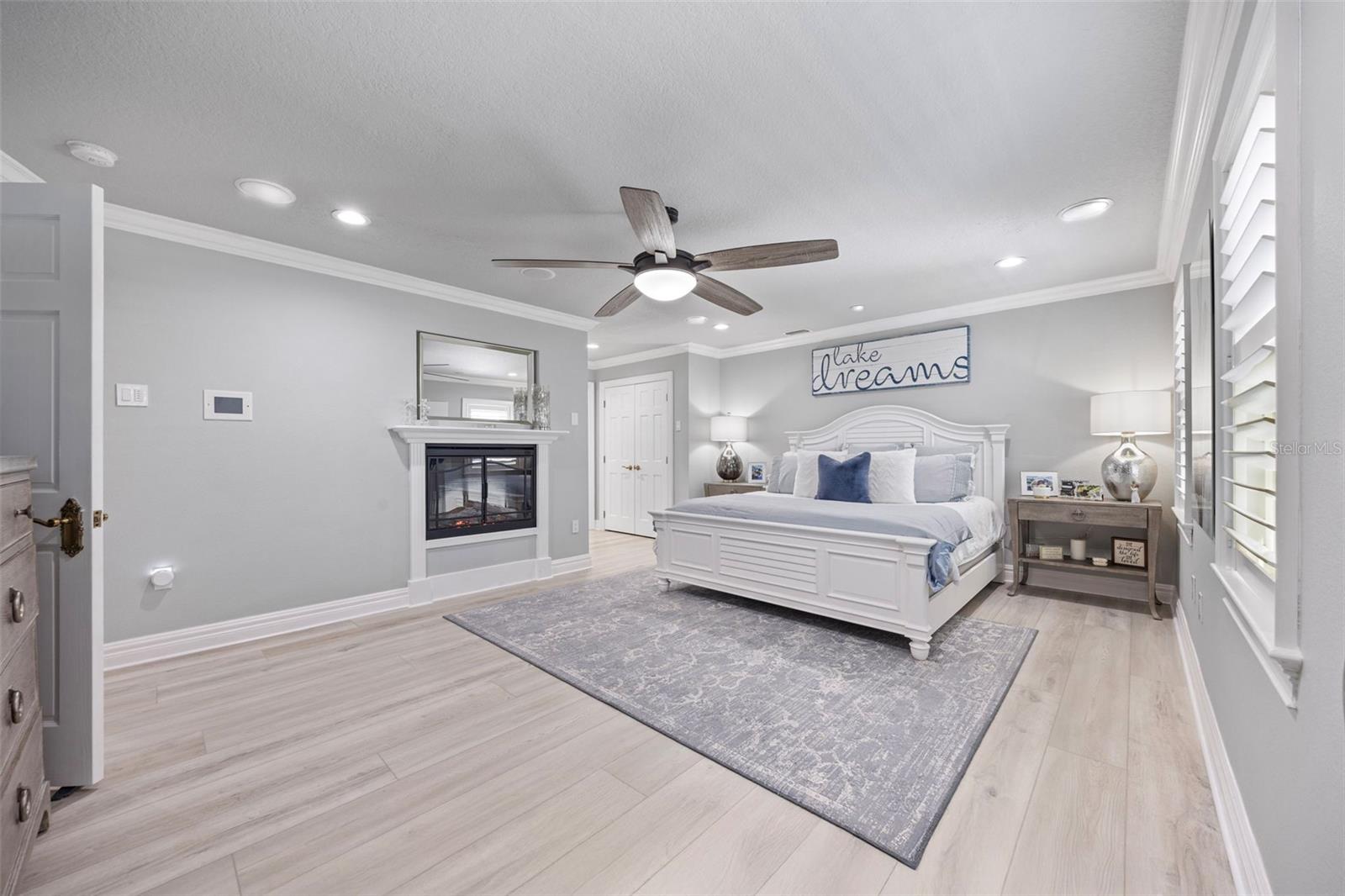 Image 34 of 100 For 1006 Lake Cooper Drive